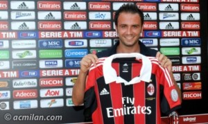 Pazzini arrives at Milan