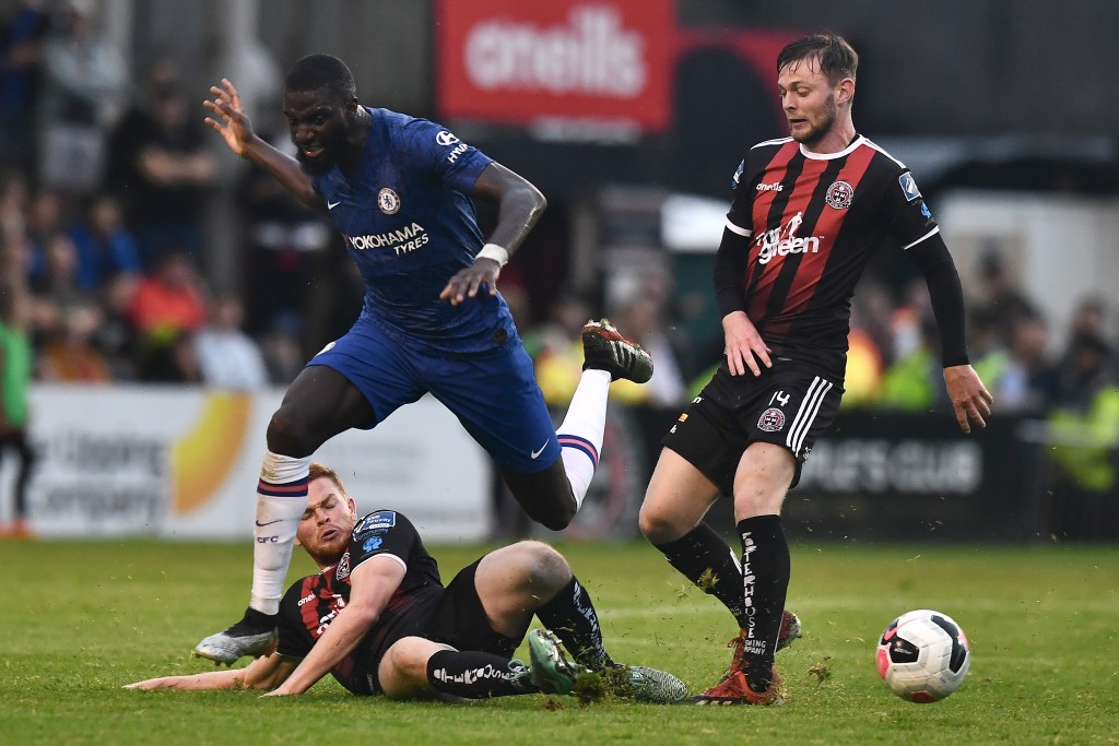 Bakayoko (L) seems to have no future with Chelsea. (Photo by Charles McQuillan/Getty Images)