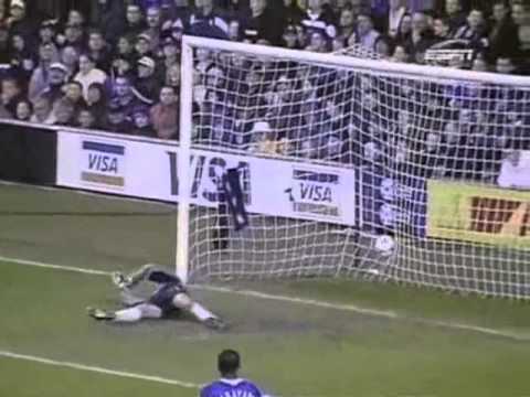 Chelsea 2 - 3 Arsenal 1999 Kanu Hat trick