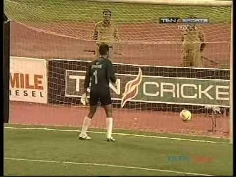 Denson Devadas long range strike against Punjab