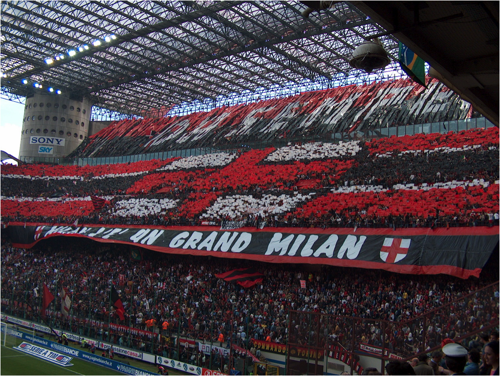San Siro decked up in the title clash with Roma May 2, 2004