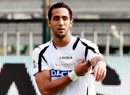 Mehdi Benatia has moved to Roma on a year contact