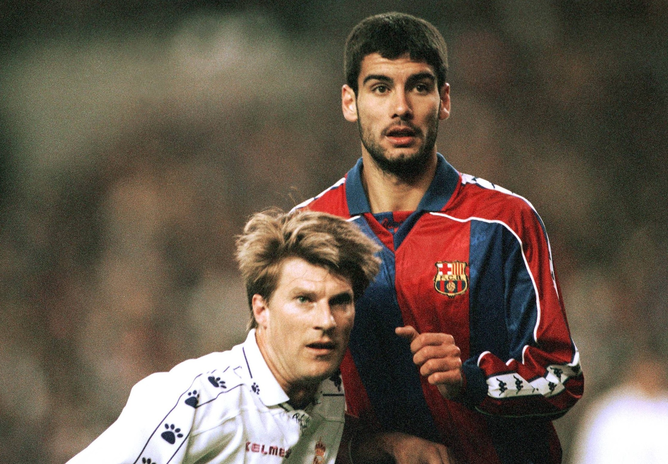 Michael Laudrup and Pep Guardiola clash in this 1994-95 El Clasico
