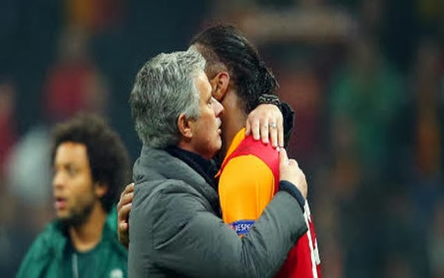 Jose Mourinho (Chelsea FC manager) and Didier Drogba (Galatasaray forward) - UCL Five Things: Chelsea And Drogba Meet Again, Real-Schalke Irrelevant