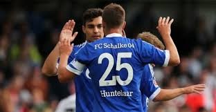 Bundesliga Review: Schalke Into Champions League, The Dinosaur Moves Towards Extinction | Matchday 33
