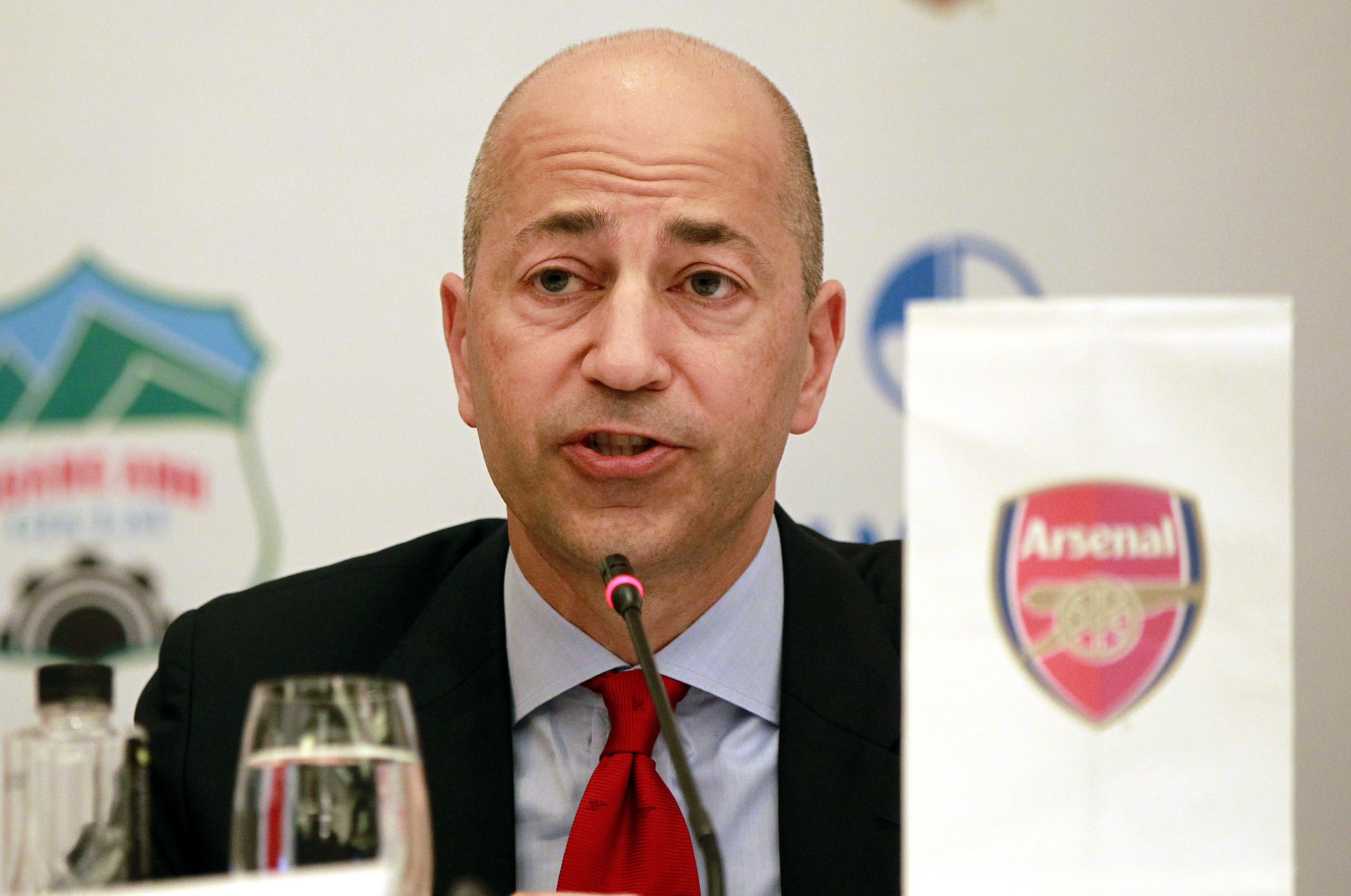 epa03788663 Arsenal chief executive Ivan Gazidis speaks during a press conference in Hanoi, Vietnam 15 July 2013. Arsenal will play a friendly match against Vietnam?s national team on 17 July 2013.  EPA/LUONG THAI LINH