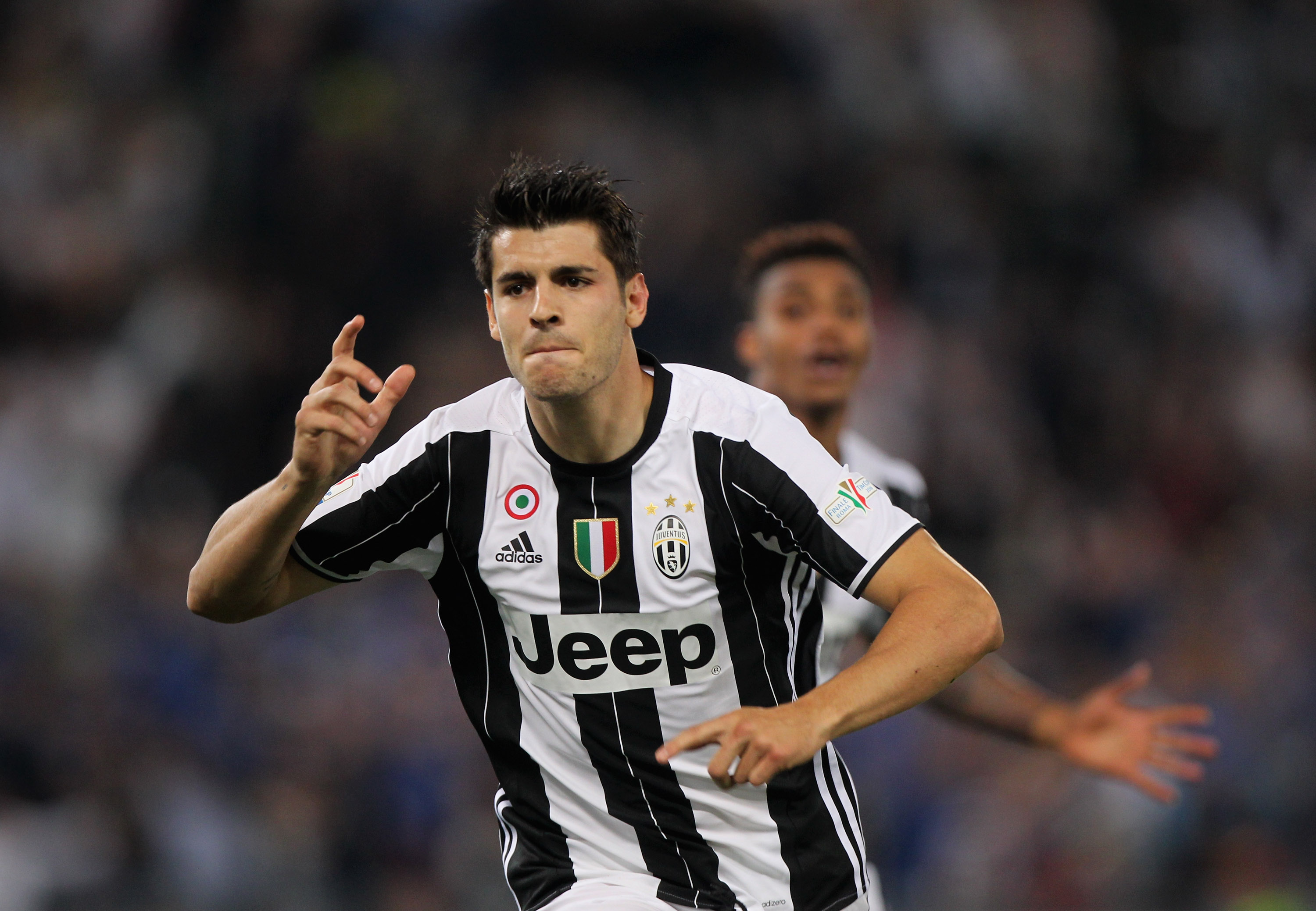 ROME, ITALY - MAY 21:  Alvaro Morata of Juventus FC celebrates after scoring the opening goal during the TIM Cup match between AC Milan and Juventus FC at Stadio Olimpico on May 21, 2016 in Rome, Italy.  (Photo by Paolo Bruno/Getty Images)