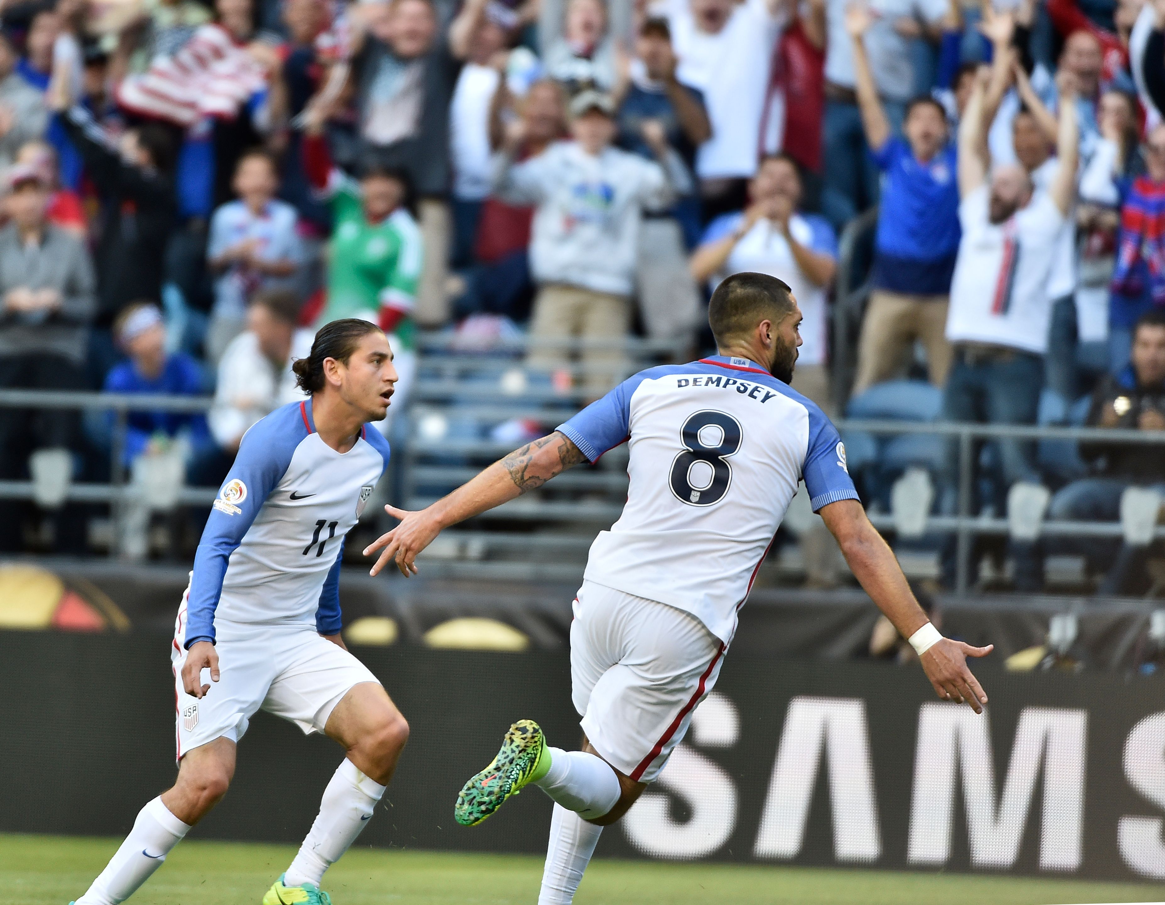 USA's Clint Dempsey (R) celebrates after scoring against Ecuador during their Copa America Centenario football tournament quarterfinal match, in Seattle, Washington, United States, on June 16, 2016.  / AFP / Omar Torres        (Photo credit should read OMAR TORRES/AFP/Getty Images)