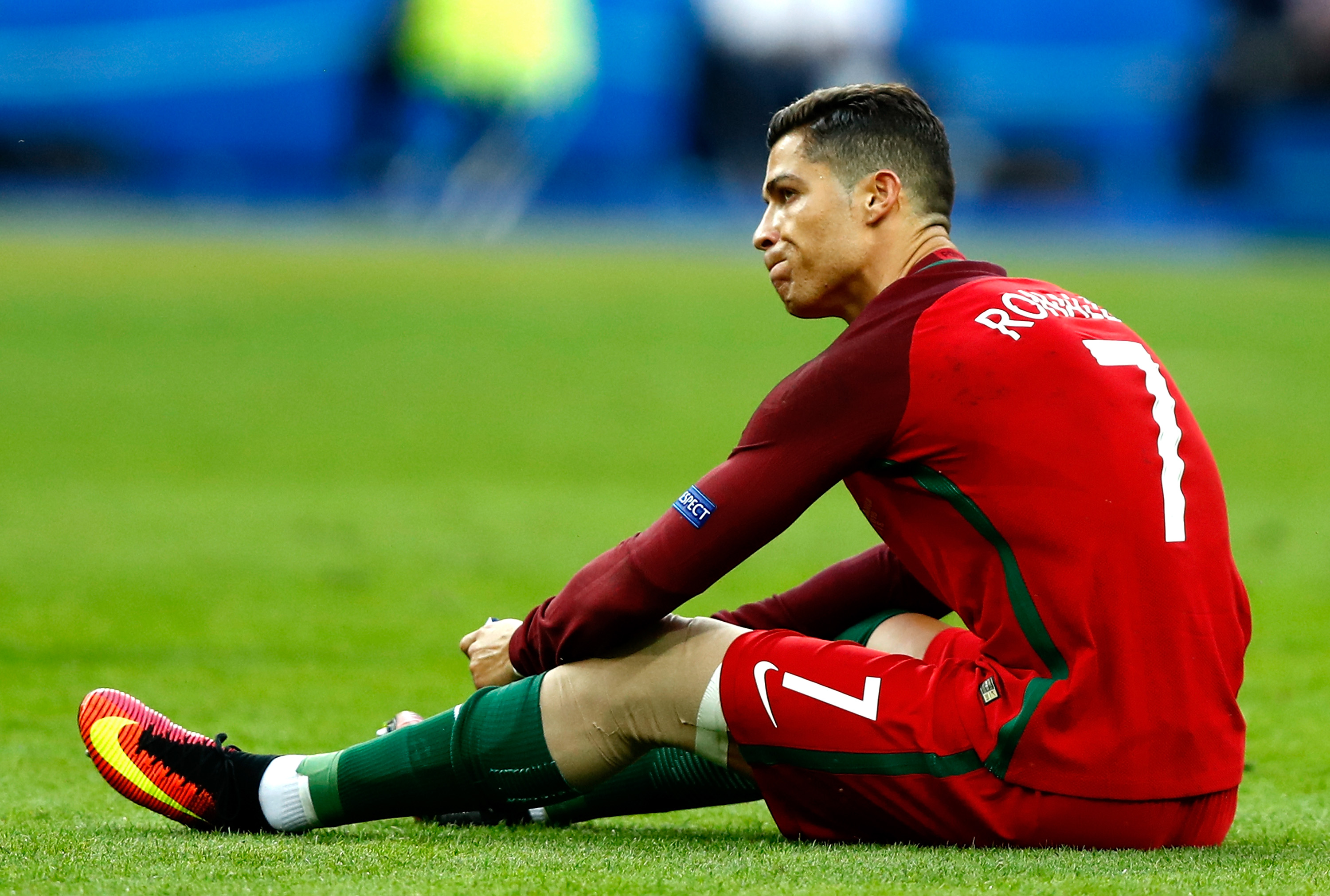 PARIS, FRANCE - JULY 10:  Cristiano Ronaldo of Portugal shows his emotion before being substituted due to injury during the UEFA EURO 2016 Final match between Portugal and France at Stade de France on July 10, 2016 in Paris, France.  (Photo by Clive Rose/Getty Images)
