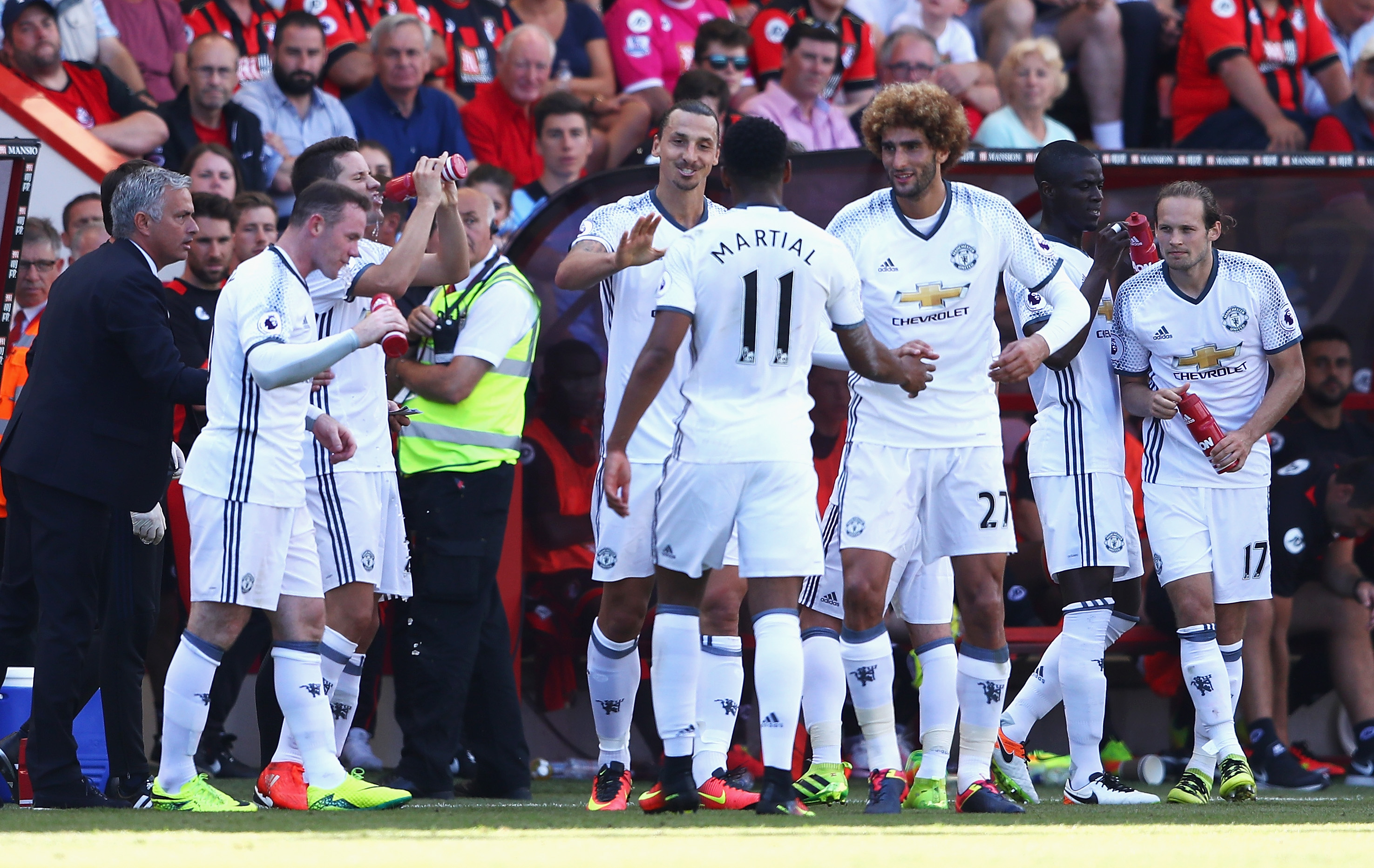 BOURNEMOUTH, ENGLAND - AUGUST 14:  Zlatan Ibrahimovic of Manchester United celebrates scoring his team's third goal with team mates and manager Jose Mourinho during the Premier League match between AFC Bournemouth and Manchester United at Vitality Stadium on August 14, 2016 in Bournemouth, England.  (Photo by Michael Steele/Getty Images)