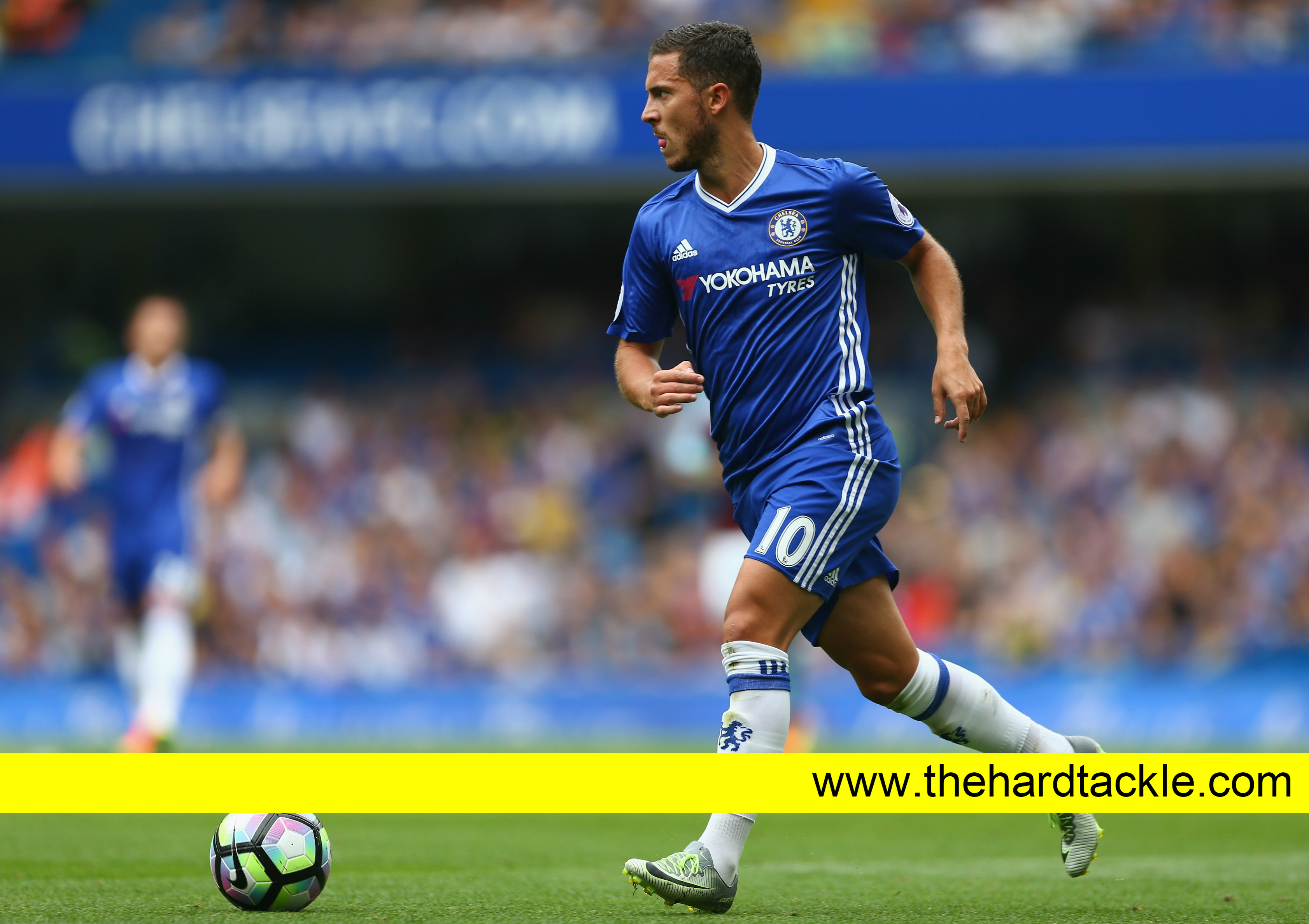 LONDON, ENGLAND - AUGUST 27: Eden Hazard of Chelsea in action during the Premier League match between Chelsea and Burnley at Stamford Bridge on August 27, 2016 in London, England. (Photo by Steve Bardens/Getty Images)