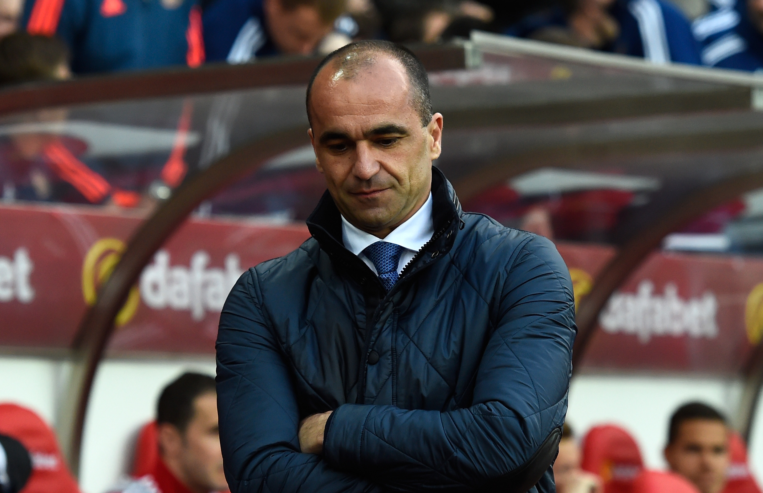 SUNDERLAND, ENGLAND - MAY 11: Roberto Martinez, manager of Everton looks on during the Barclays Premier League match between Sunderland and Everton at the Stadium of Light on May 11, 2016 in Sunderland, England.  (Photo by Stu Forster/Getty Images)