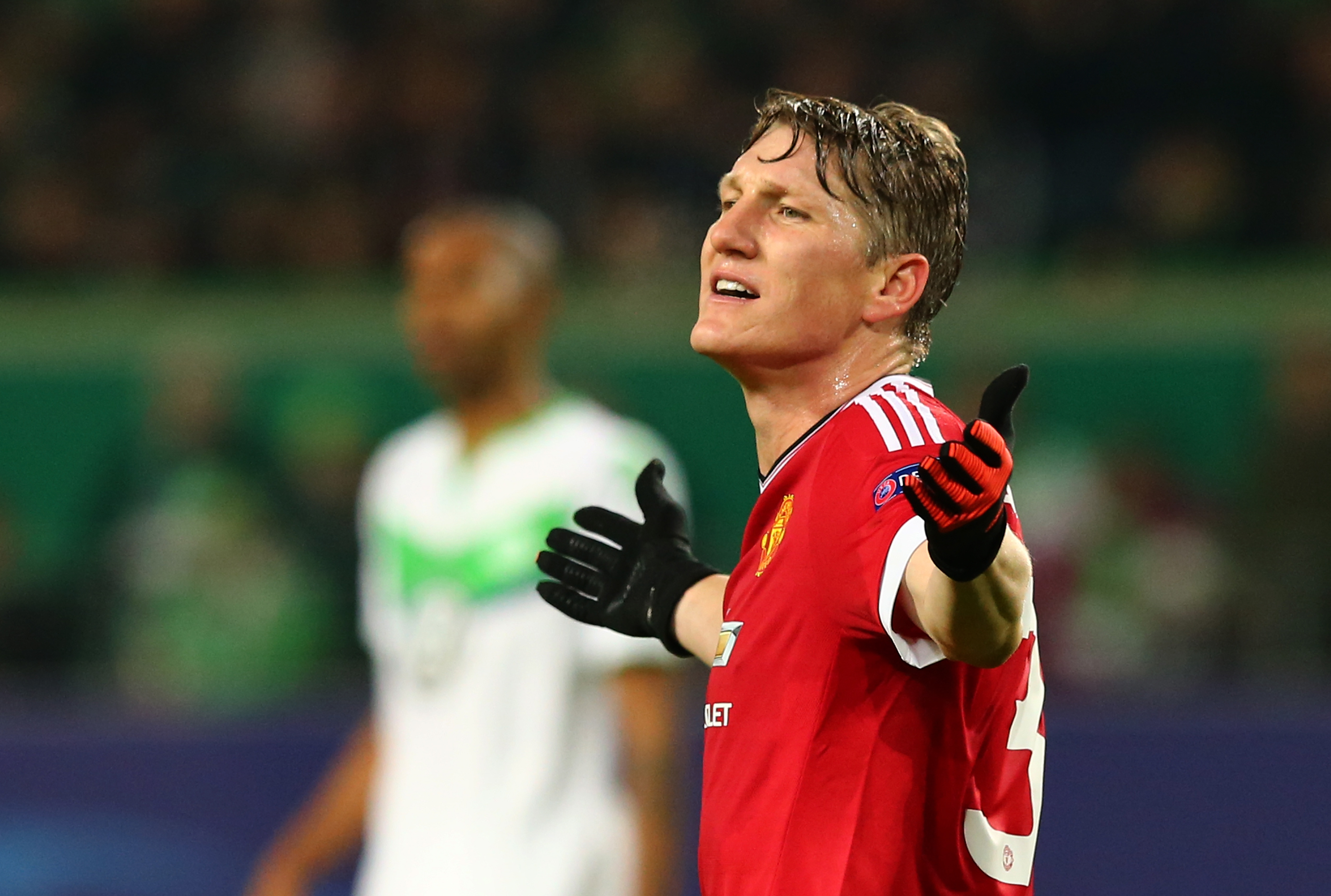 WOLFSBURG, GERMANY - DECEMBER 08:  Bastian Schweinsteiger of Manchester United reacts during the UEFA Champions League group B match between VfL Wolfsburg and Manchester United at the Volkswagen Arena on December 8, 2015 in Wolfsburg, Germany.  (Photo by Martin Rose/Bongarts/Getty Images)