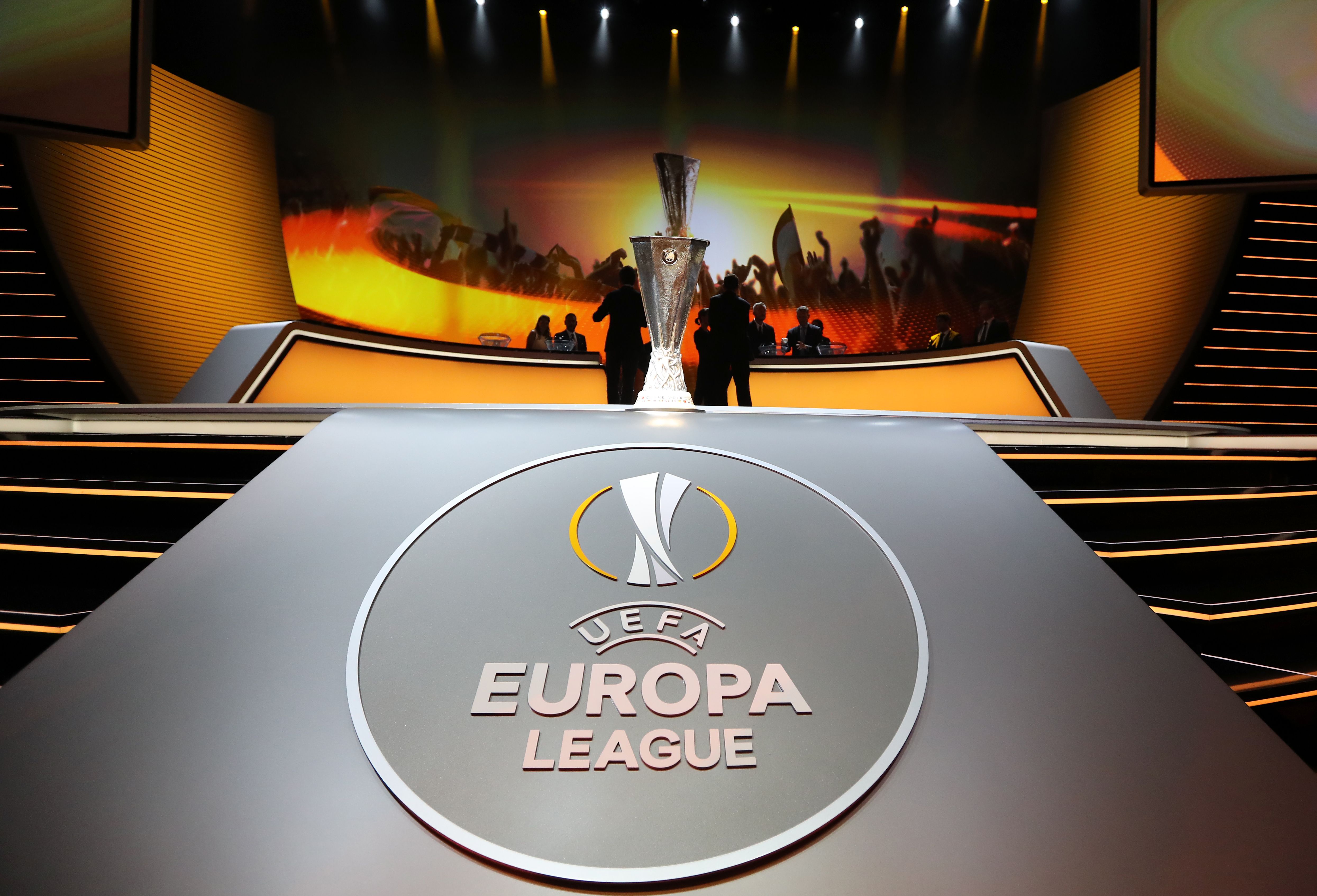 The UEFA Europa League trophy is pictured during the UEFA Europa League group stage draw ceremony, on August 26, 2016, in Monaco. / AFP / VALERY HACHE        (Photo credit should read VALERY HACHE/AFP/Getty Images)
