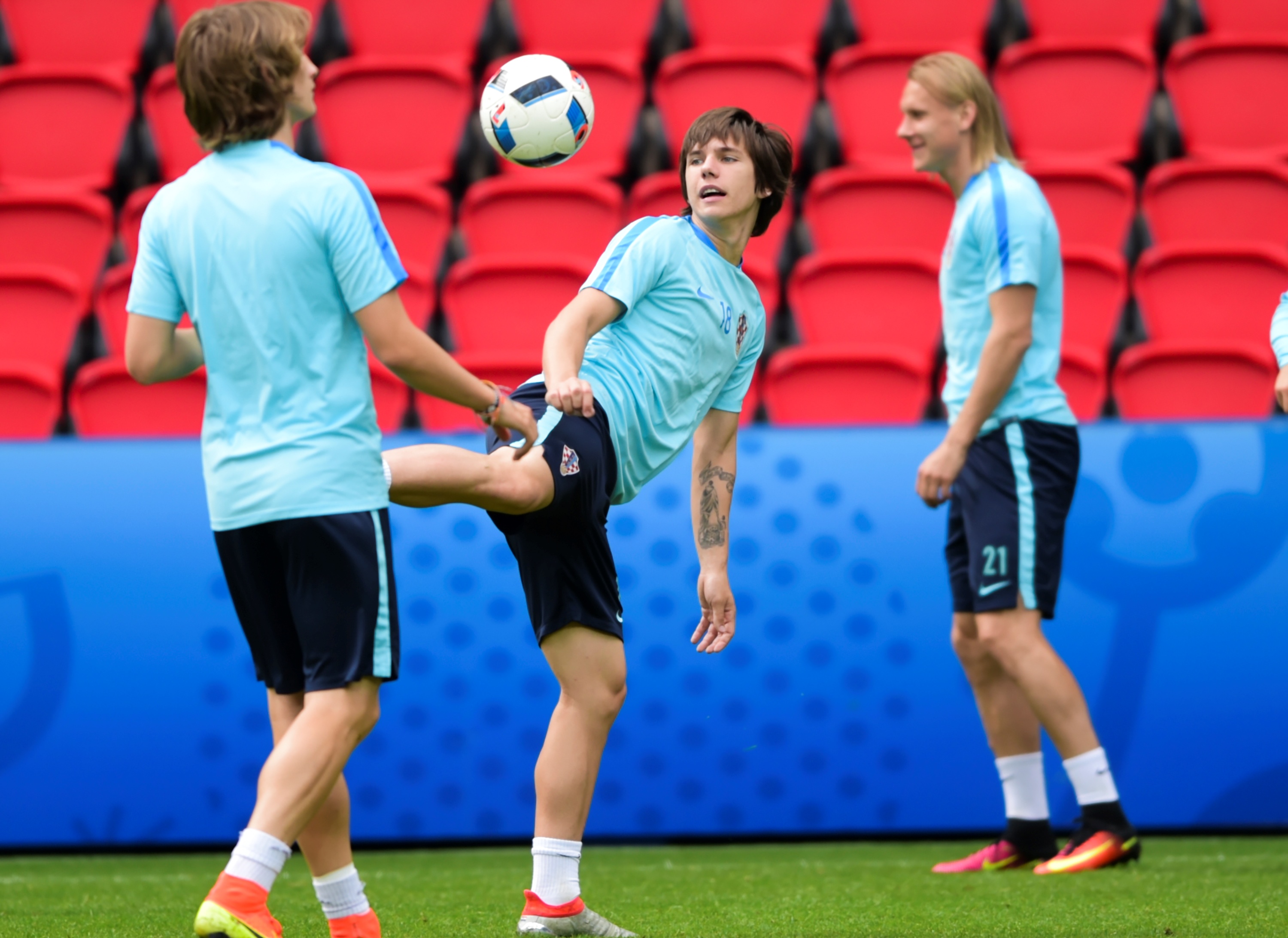Croatia's  Ante Coric is pictured during a training session on the eve of the team's opening match for the Euro 2016 European football tournament at the Parc des Princes in Paris on June 11, 2016. / AFP / BULENT KILIC        (Photo credit should read BULENT KILIC/AFP/Getty Images)