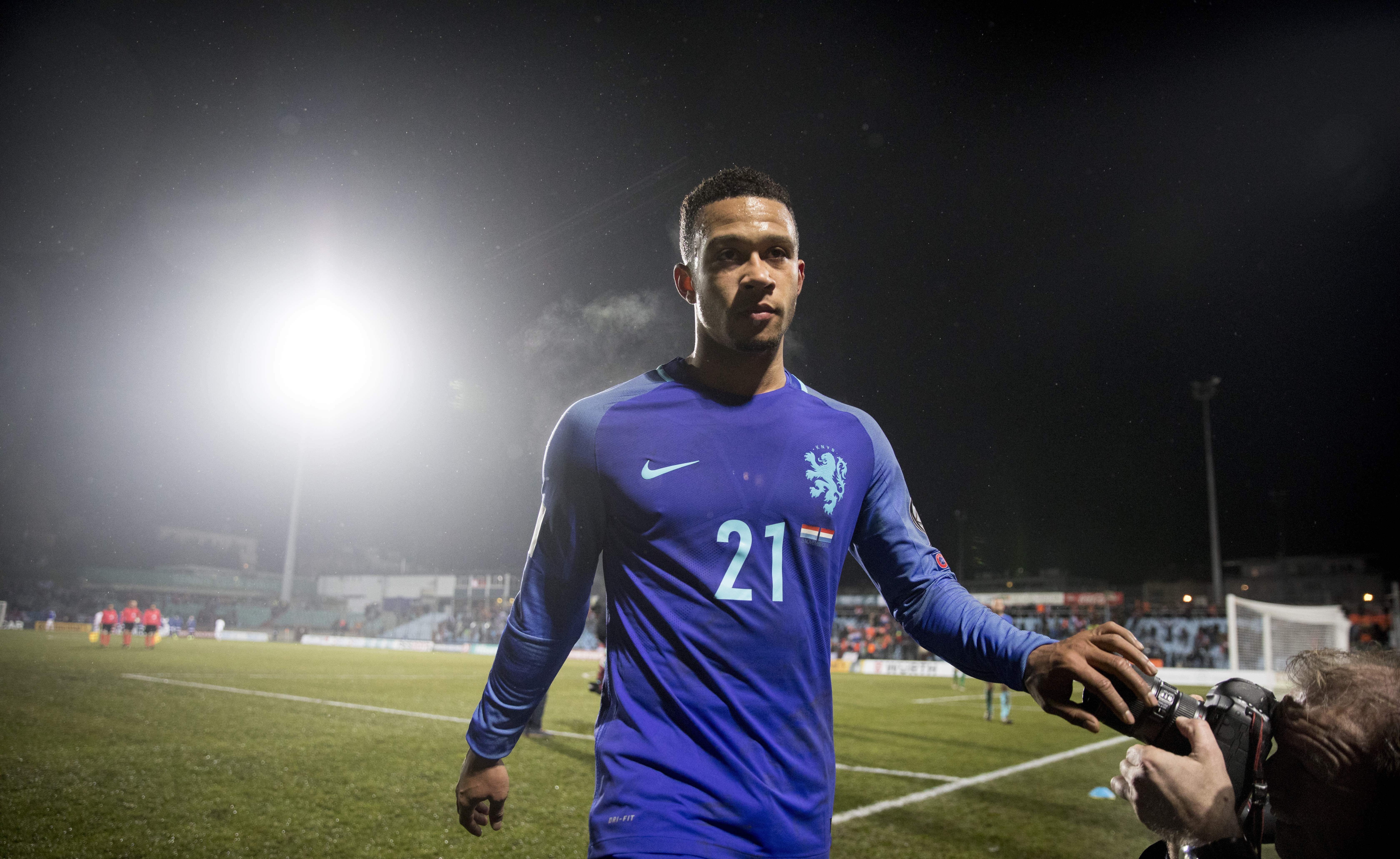Netherlands' Memphis Depay leaves the field after winning the World Cup 2018 qualifying  match between Luxembourg and Netherlands on November 13, 2016 at the Josy Barthel Stadium in Luxembourg. / AFP / ANP / Jerry Lampen / Netherlands OUT        (Photo credit should read JERRY LAMPEN/AFP/Getty Images)