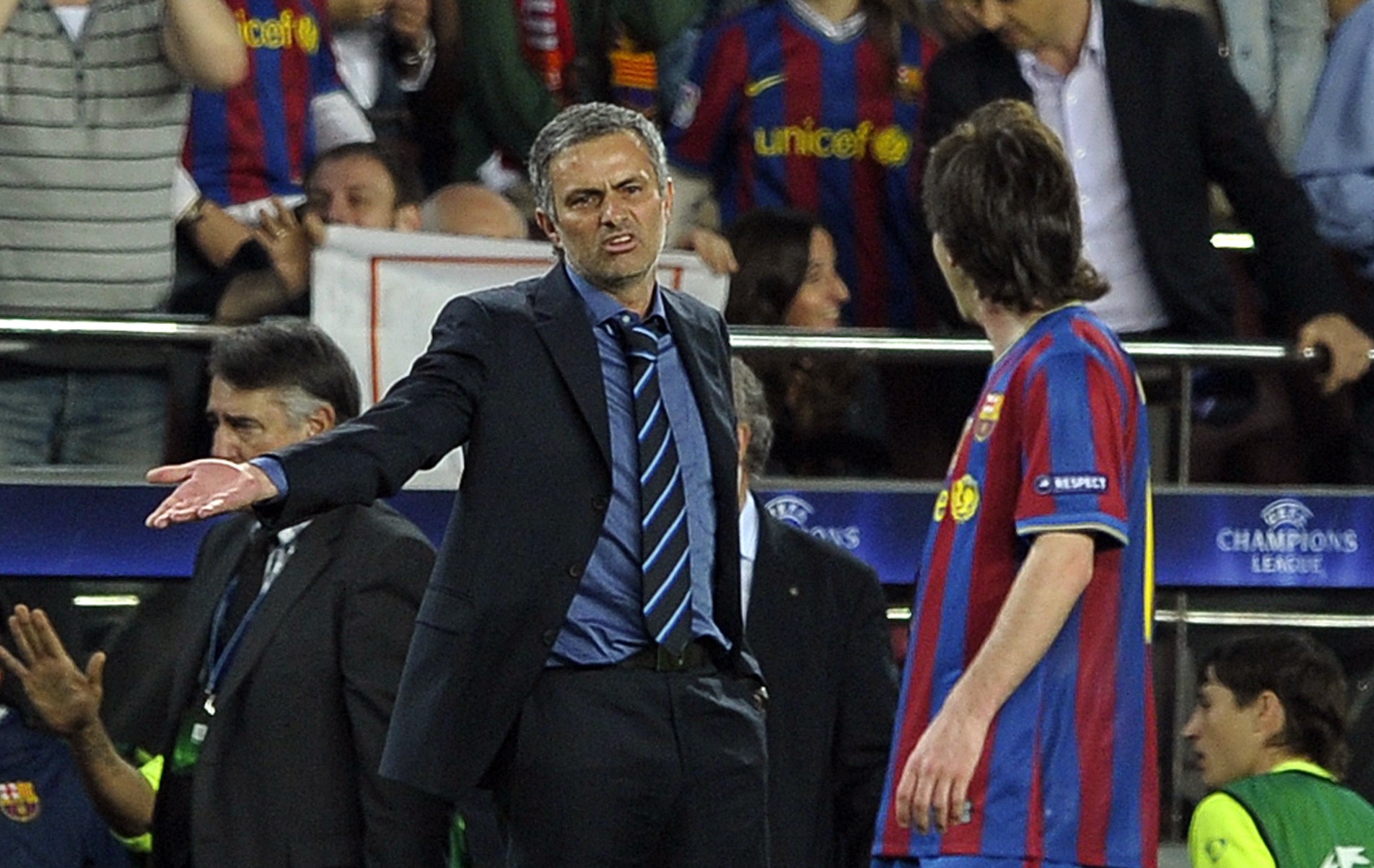 Inter Milan's Portuguese coach Jose Mourinho (L) reacts in front of Barcelona's Argentinian forward Lionel Messi (R) during the UEFA Champions League semi-final second leg football match Barcelona vs Inter Milan on April 28, 2010 at the Camp Nou stadium in Barcelona. AFP PHOTO / Filippo MONTEFORTE (Photo credit should read JOSEP LAGO/AFP/Getty Images)