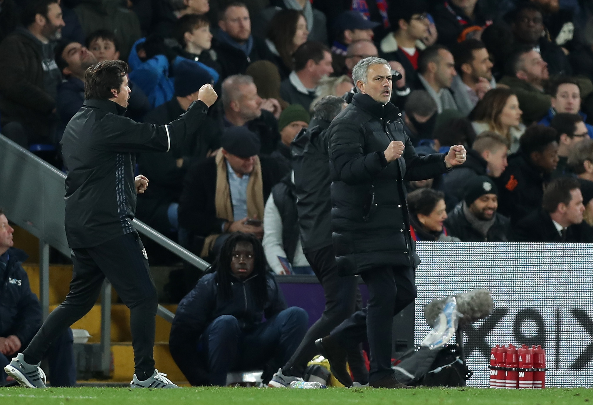 LONDON, ENGLAND - DECEMBER 14: Jose Mourinho, Manager of Manchester United reacts to Manchester United second goal during the Premier League match between Crystal Palace and Manchester United at Selhurst Park on December 14, 2016 in London, England.  (Photo by Christopher Lee/Getty Images)