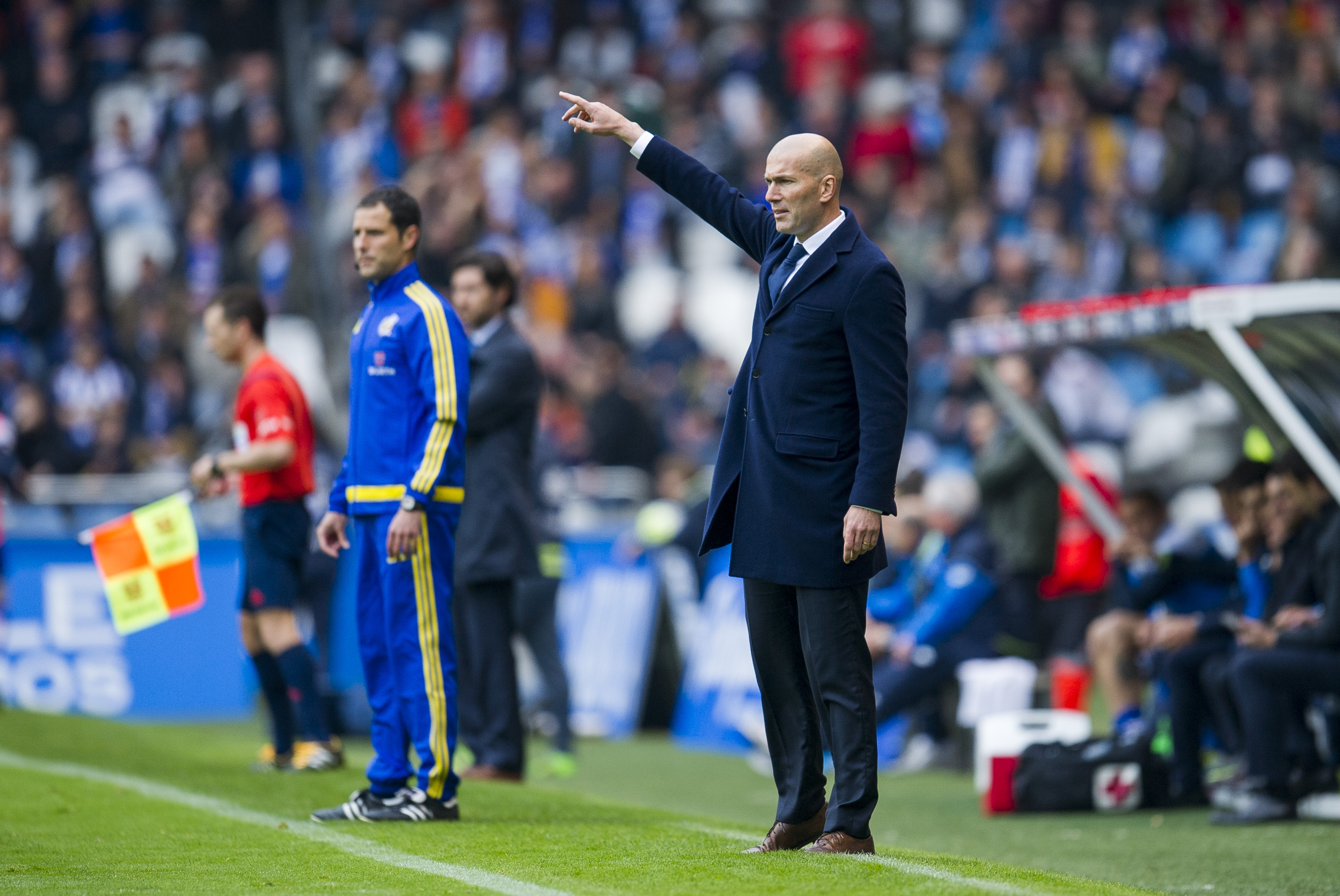 LA CORUNA, SPAIN - MAY 14:  Head coach Zinedine Zidaneof Real Madrid reacts during the La Liga match between RC Deportivo La Coruna and Real Madrid CF at Riazor Stadium on May 14, 2016 in La Coruna, Spain.  (Photo by Juan Manuel Serrano Arce/Getty Images)