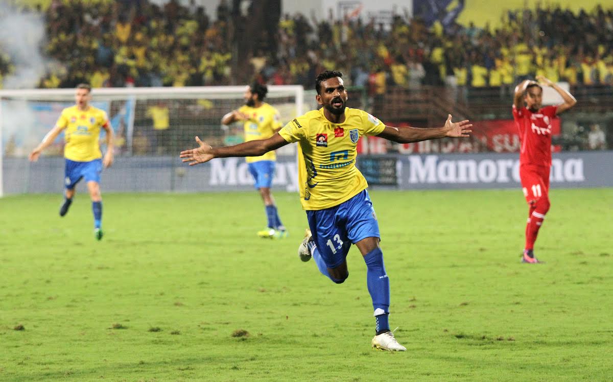 C K Vineeth of Kerala Blasters FC celebrates a goal during match 56 of the Indian Super League (ISL) season 3 between Kerala Blasters FC and NorthEast United FC held at the Jawaharlal Nehru Stadium in Kochi, India on the 4th December 2016.Photo by Vipin Pawar / ISL / SPORTZPICS