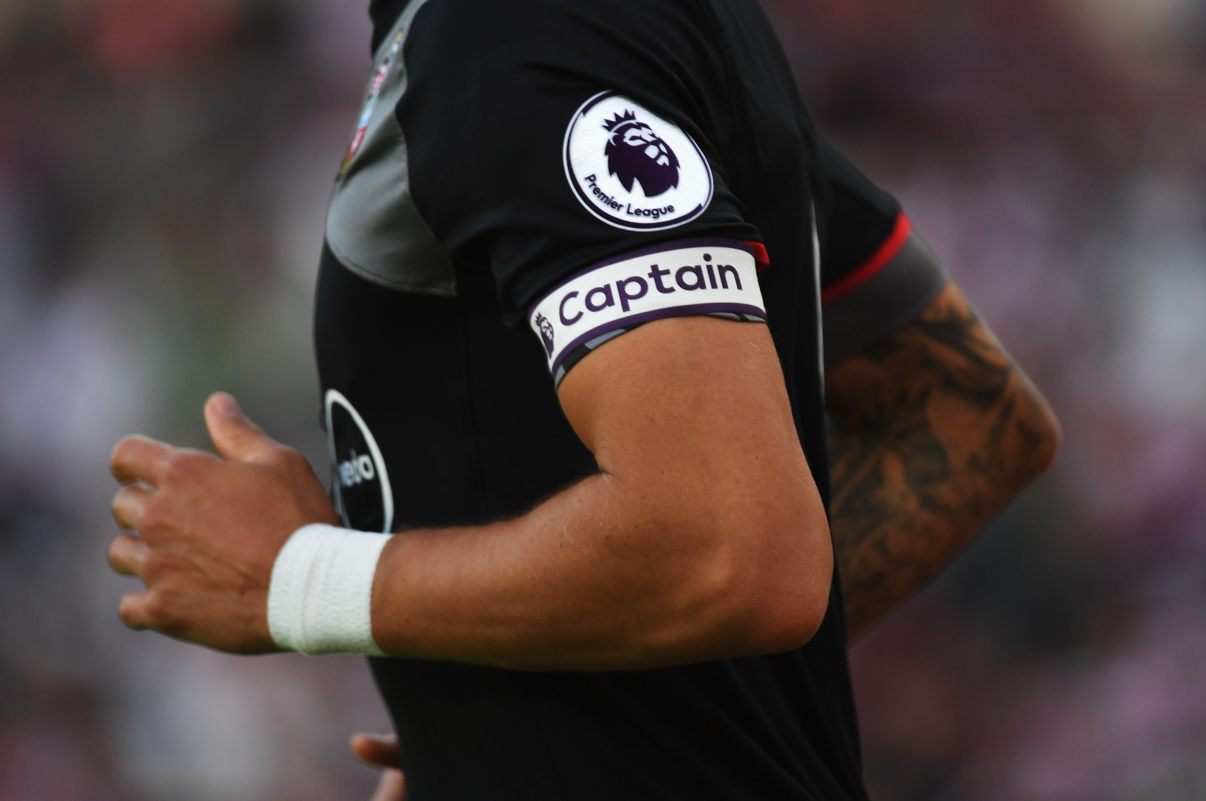 LONDON, ENGLAND - SEPTEMBER 25:  A detailed view of the captain's armband of Jose Fonte of Southampton during the Premier League match between West Ham United and Southampton at London Stadium on September 25, 2016 in London, England.  (Photo by Mike Hewitt/Getty Images)