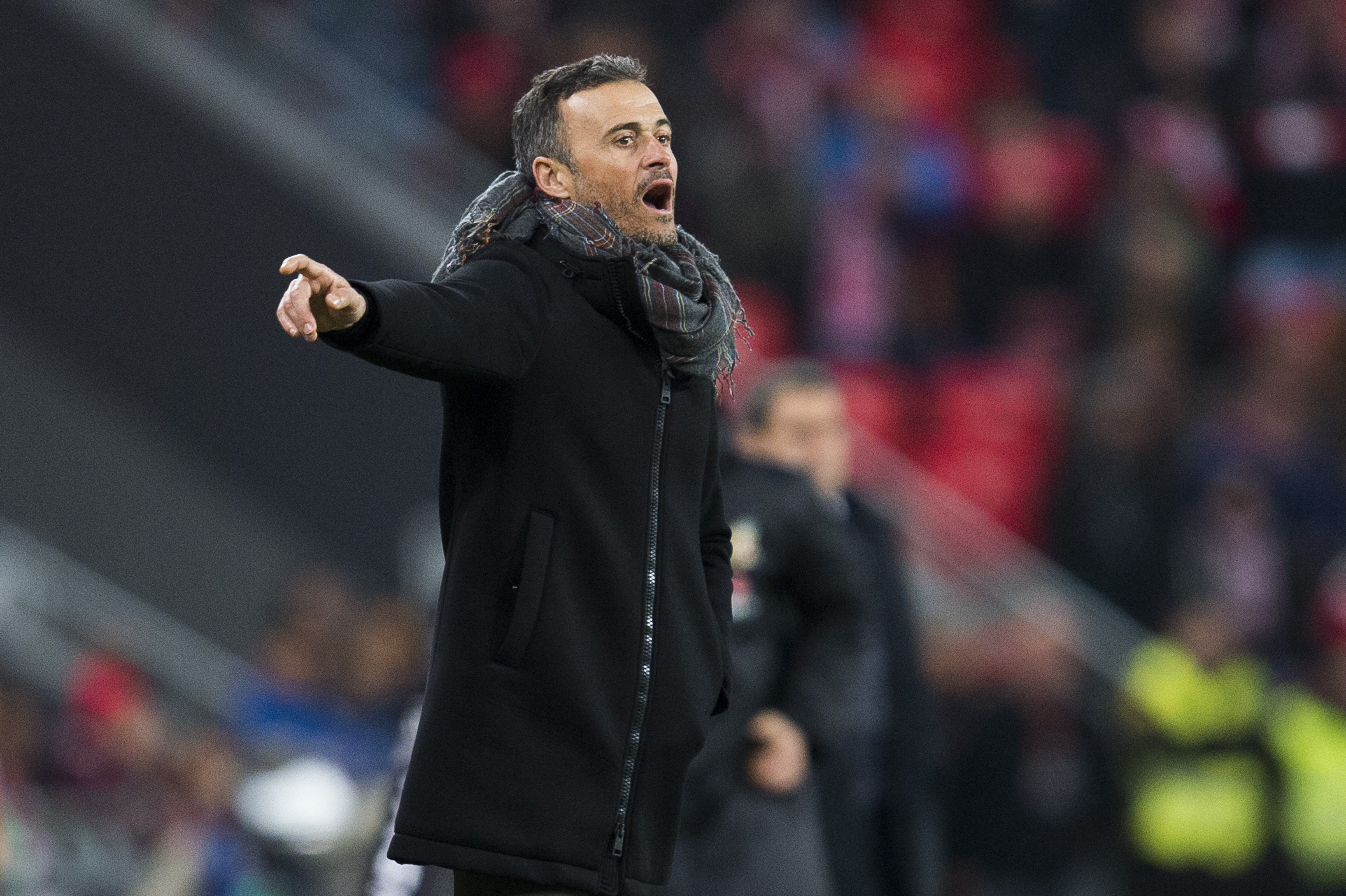 BILBAO, SPAIN - JANUARY 05:  Head coach Luis Enrique of FC Barcelona reacts during the Copa del Rey Round of 16 first leg match between Athletic Club and FC Barcelona at San Mames Stadium on January 5, 2017 in Bilbao, Spain.  (Photo by Juan Manuel Serrano Arce/Getty Images)