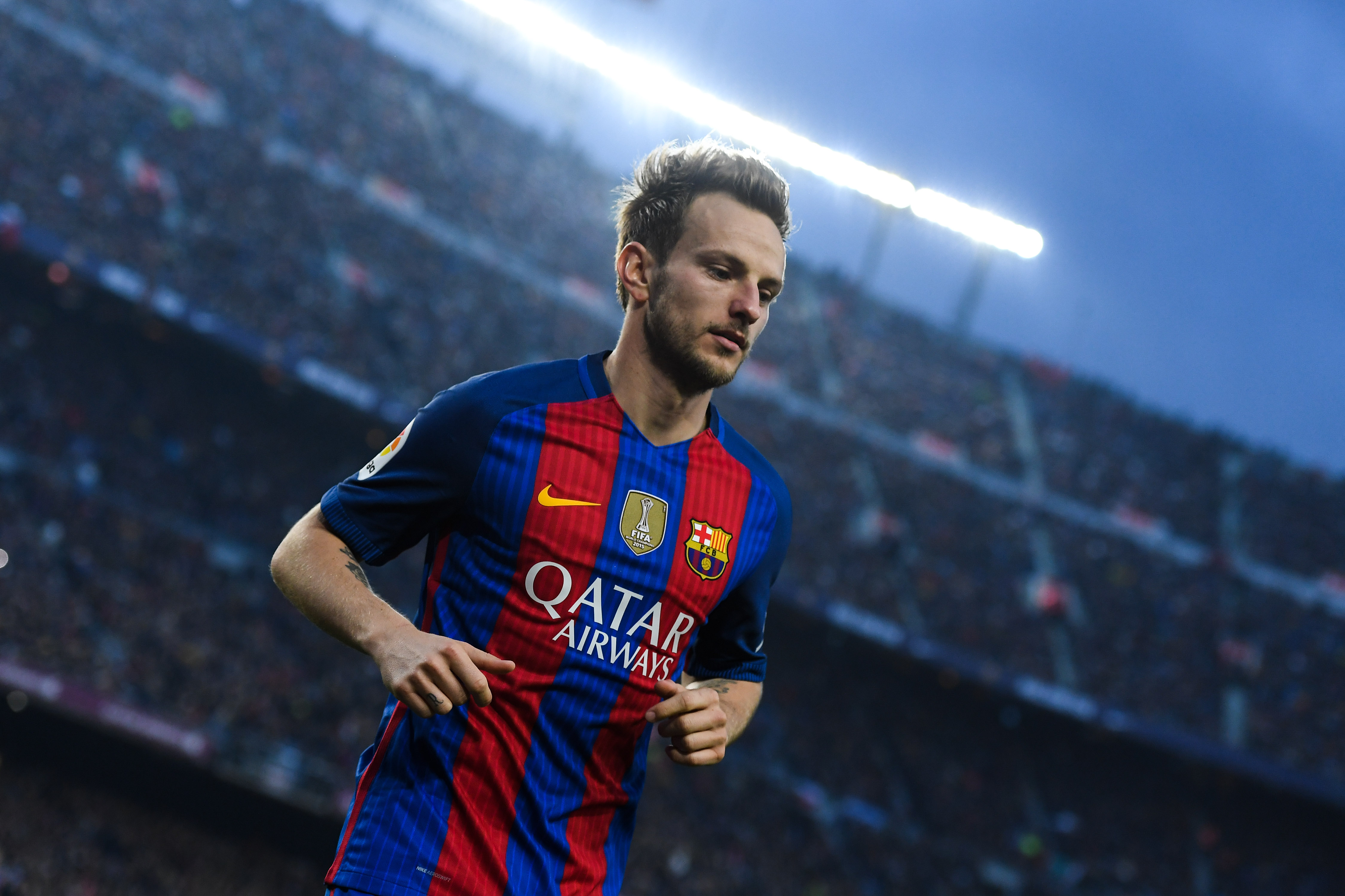 BARCELONA, SPAIN - DECEMBER 03:  Ivan Rakitic of FC Barcelona looks on during the La Liga match between FC Barcelona and Real Madrid CF at Camp Nou stadium on December 3, 2016 in Barcelona, Spain.  (Photo by David Ramos/Getty Images)