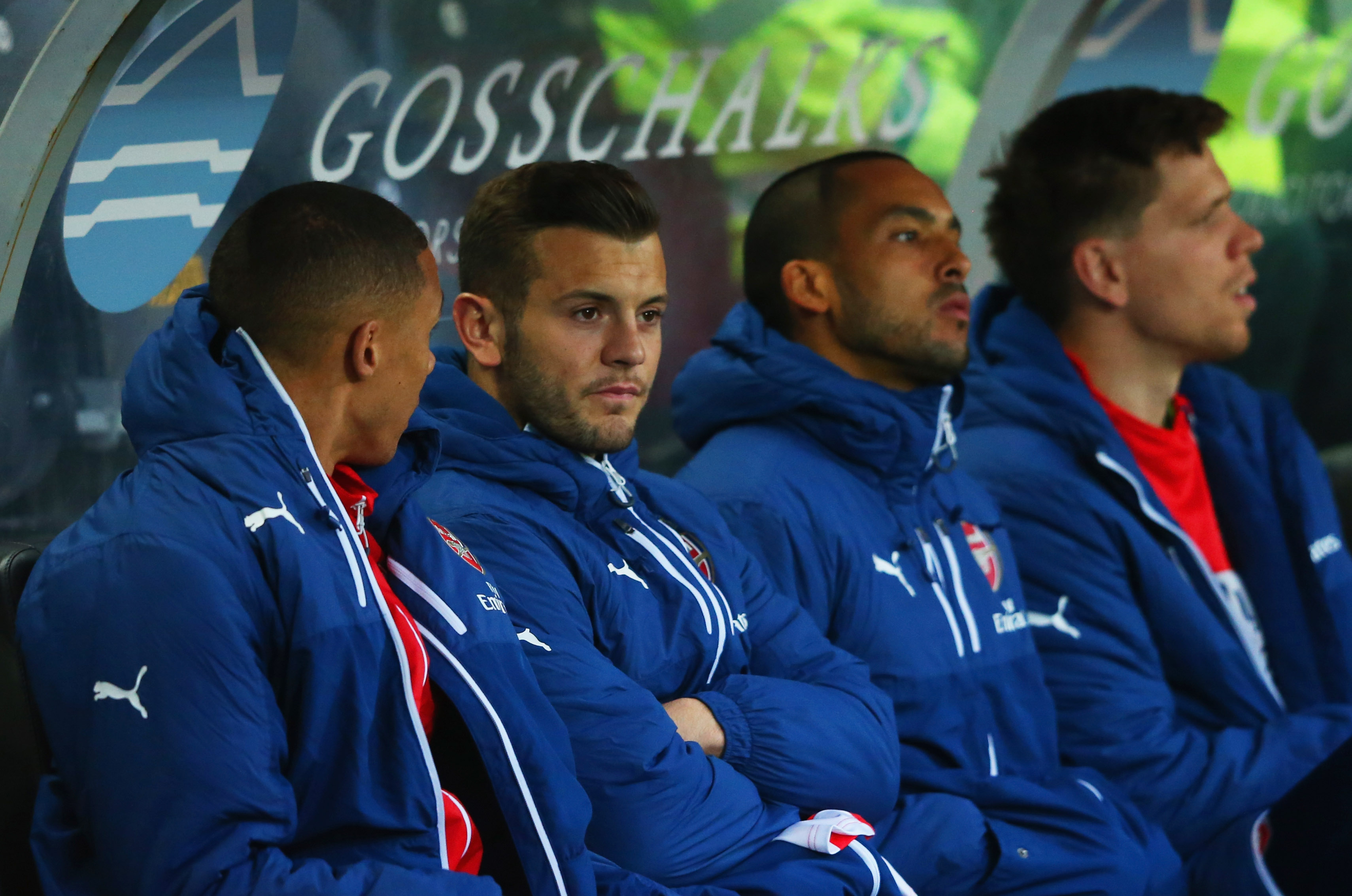 HULL, ENGLAND - MAY 04:  (L-R) Substitutes Kieran Gibbs, Jack Wilshere, Theo Walcott and Wojciech Szczesny of Arsenal look on from the bench prior to the Barclays Premier League match between Hull City and Arsenal at KC Stadium on May 4, 2015 in Hull, England.  (Photo by Alex Livesey/Getty Images)