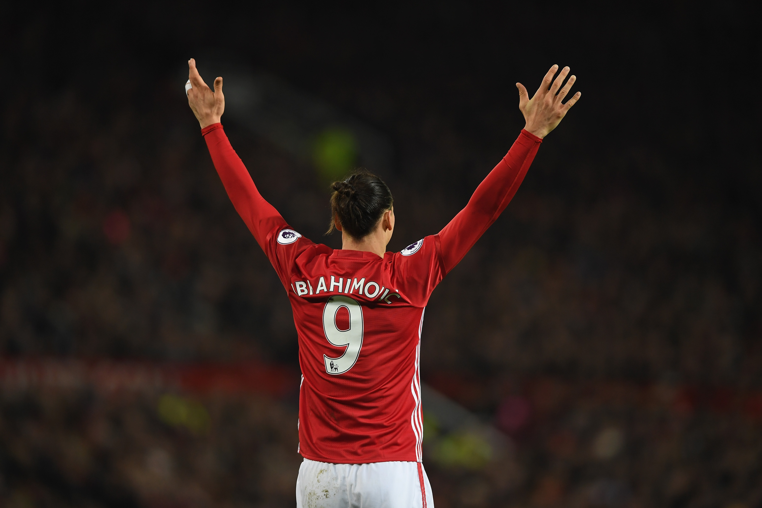 MANCHESTER, ENGLAND - JANUARY 15:  Zlatan Ibrahimovic of Manchester United gestures during the Premier League match between Manchester United and Liverpool at Old Trafford on January 15, 2017 in Manchester, England.  (Photo by Mike Hewitt/Getty Images)