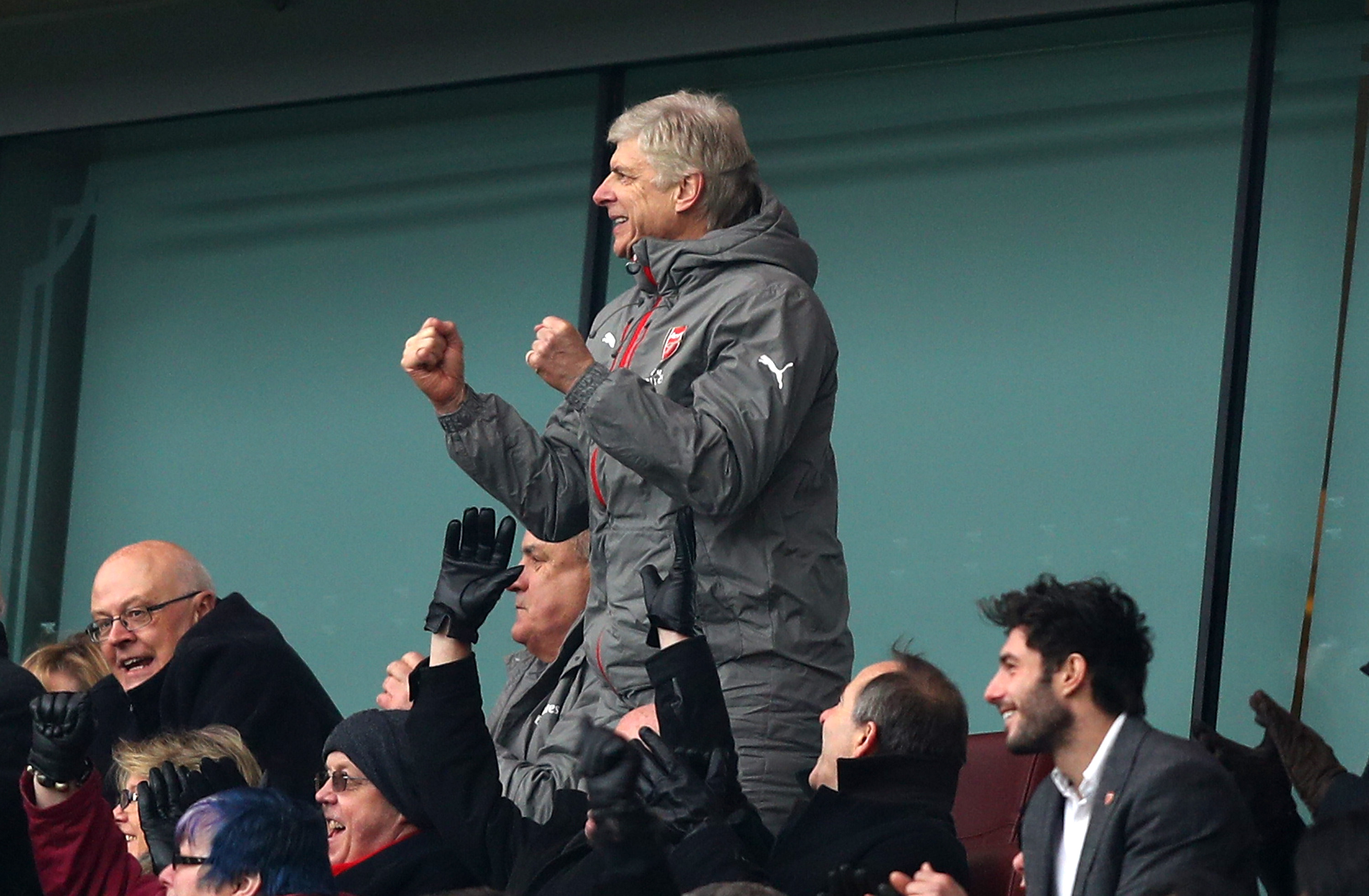 LONDON, ENGLAND - FEBRUARY 11: Arsene Wenger, Manager of Arsenal celebrates his team's first goal in the stand during the Premier League match between Arsenal and Hull City at Emirates Stadium on February 11, 2017 in London, England.  (Photo by Clive Rose/Getty Images)