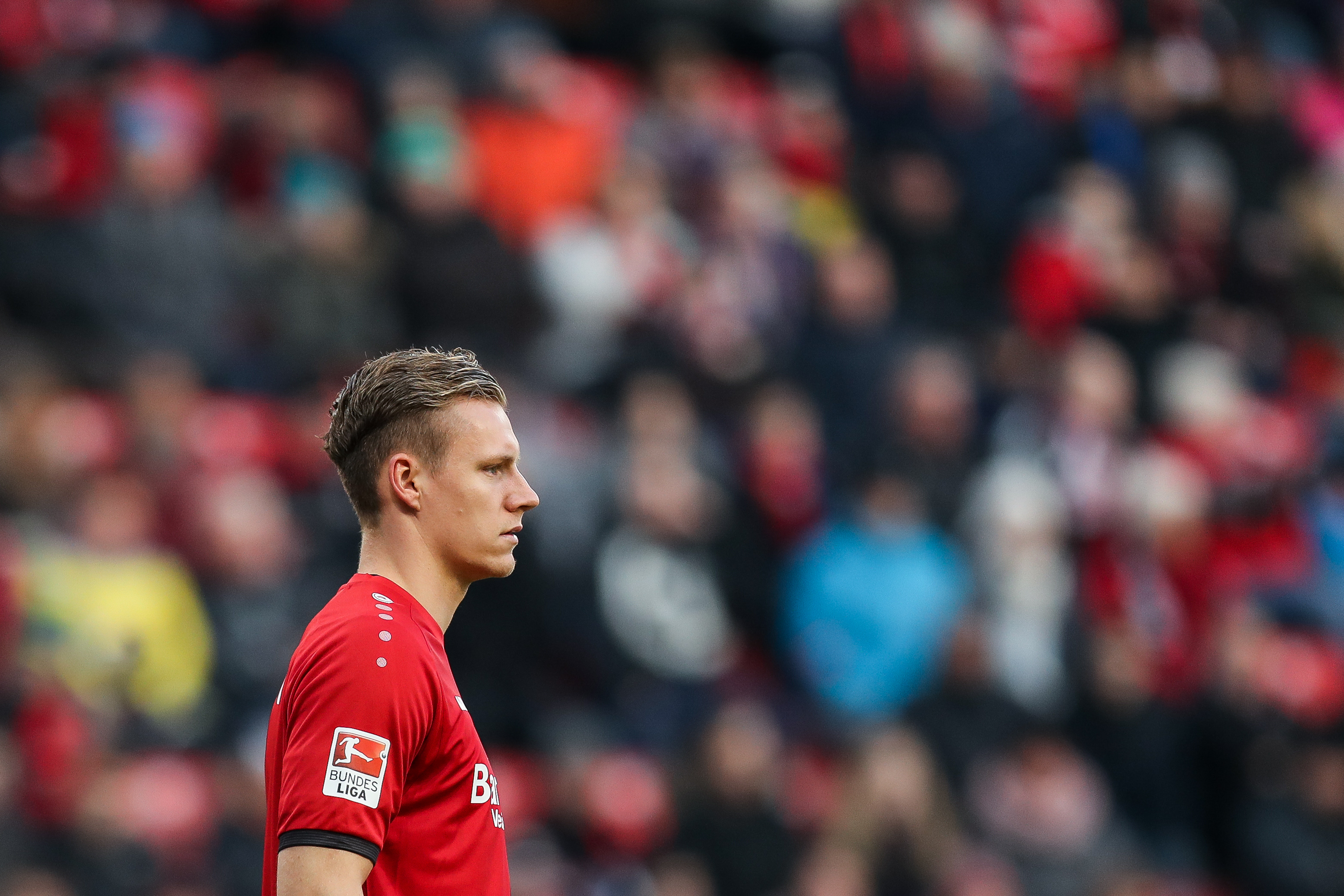 LEVERKUSEN, GERMANY - JANUARY 22: Bernd Leno goalkeeper of Leverkusen looks on during the Bundesliga match between Bayer 04 Leverkusen and Hertha BSC at BayArena on January 22, 2017 in Leverkusen, Germany. (Photo by Maja Hitij/Bongarts/Getty Images)