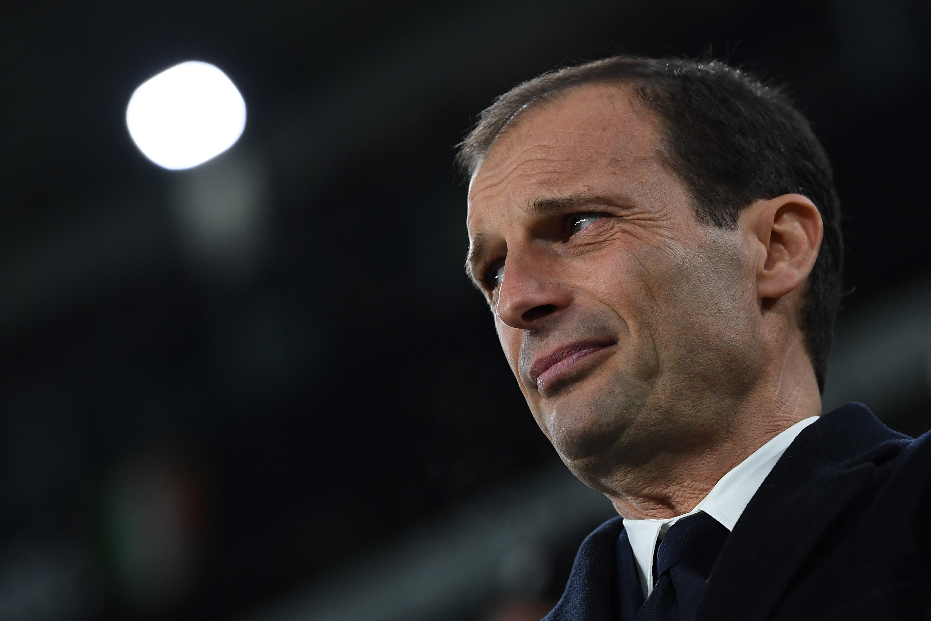 TURIN, ITALY - FEBRUARY 05:  Juventus FC ihead coach Massimiliano Allegri looks on during the Serie A match between Juventus FC and FC Internazionale at Juventus Stadium on February 5, 2017 in Turin, Italy.  (Photo by Valerio Pennicino/Getty Images)