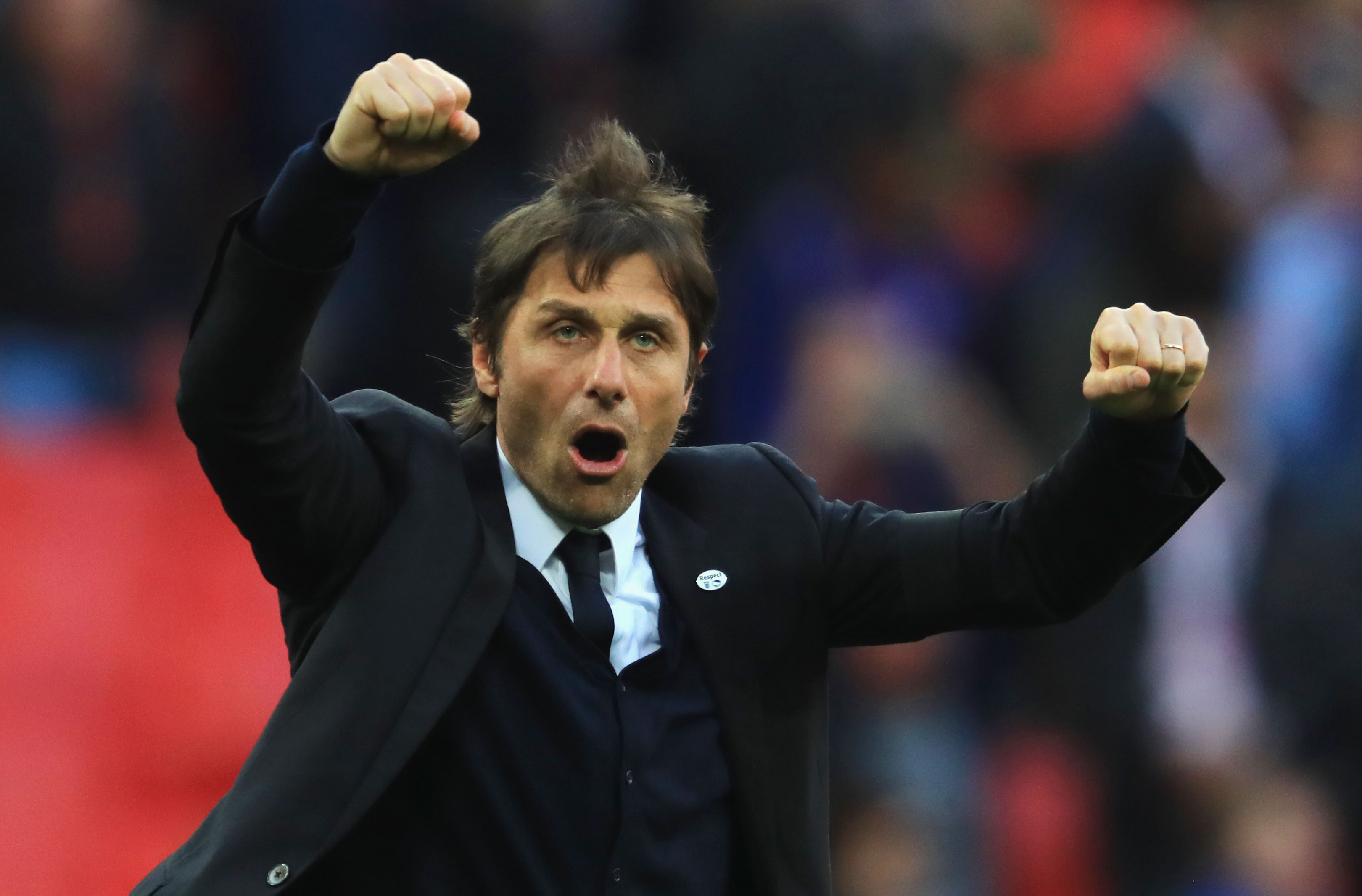 LONDON, ENGLAND - APRIL 22:  Antonio Conte, Manager of Chelsea celebrates after the full time whistle in  The Emirates FA Cup Semi-Final between Chelsea and Tottenham Hotspur at Wembley Stadium on April 22, 2017 in London, England.  (Photo by Richard Heathcote/Getty Images)