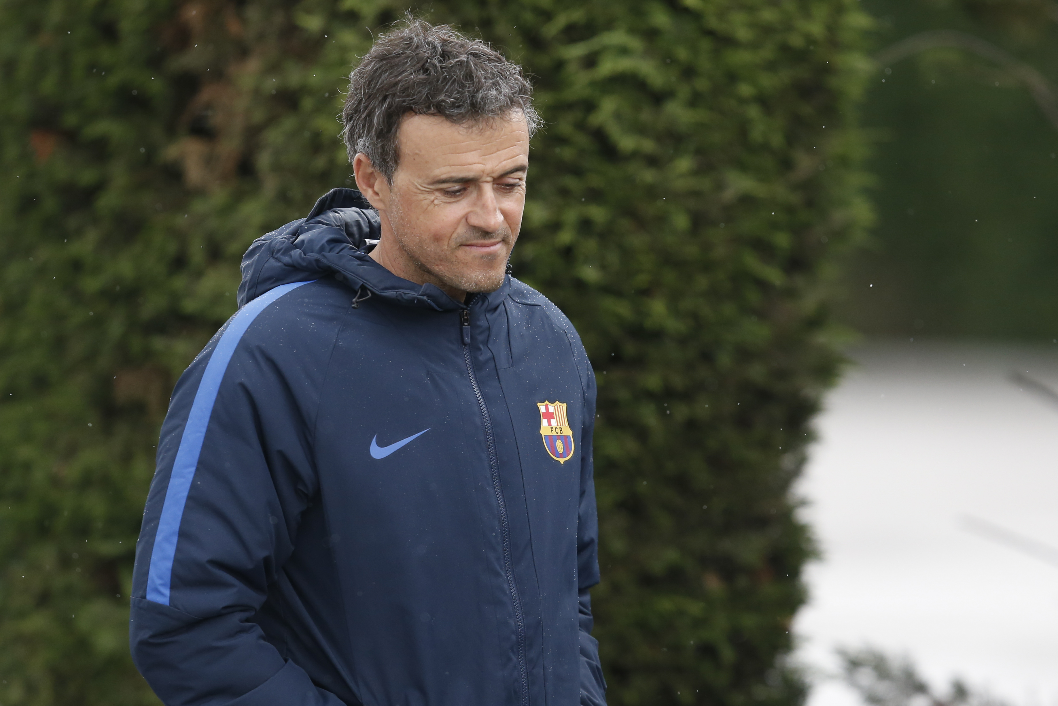 Barcelona's coach Luis Enrique arrives for a press conference after a training session at the Sports Center FC Barcelona Joan Gamper in Sant Joan Despi, near Barcelona on April 1, 2017. / AFP PHOTO / PAU BARRENA        (Photo credit should read PAU BARRENA/AFP/Getty Images)