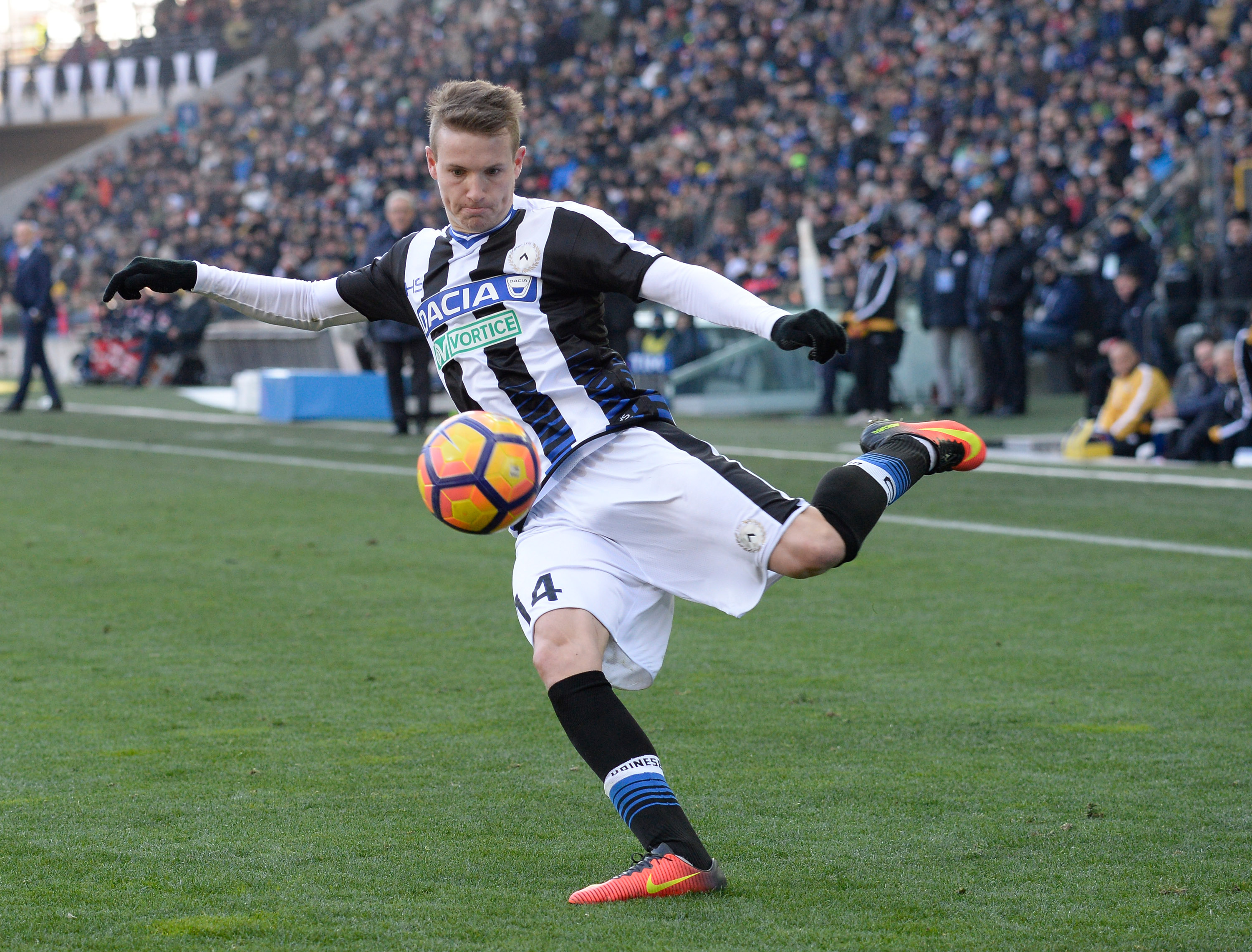 UDINE, ITALY - JANUARY 08:  Jakub Jankto of Udinese Calcio in action during the Serie A match between Udinese Calcio and FC Internazionale at Stadio Friuli on January 8, 2017 in Udine, Italy.  (Photo by Dino Panato/Getty Images)