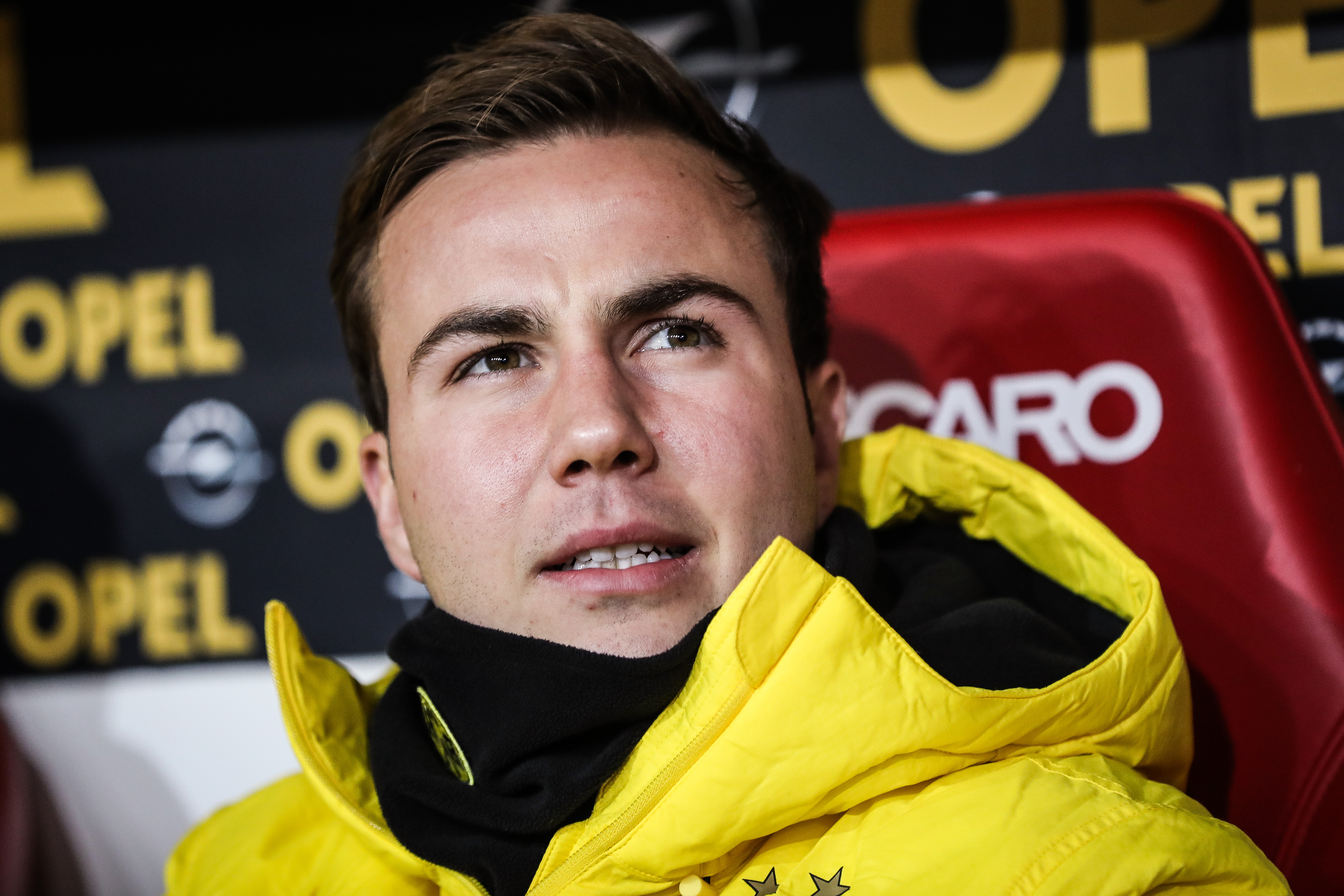 MAINZ, GERMANY - JANUARY 29: Mario Goetze of Dortmund sits on the bench during the Bundesliga match between 1. FSV Mainz 05 and Borussia Dortmund at Opel Arena on January 29, 2017 in Mainz, Germany. (Photo by Maja Hitij/Bongarts/Getty Images)