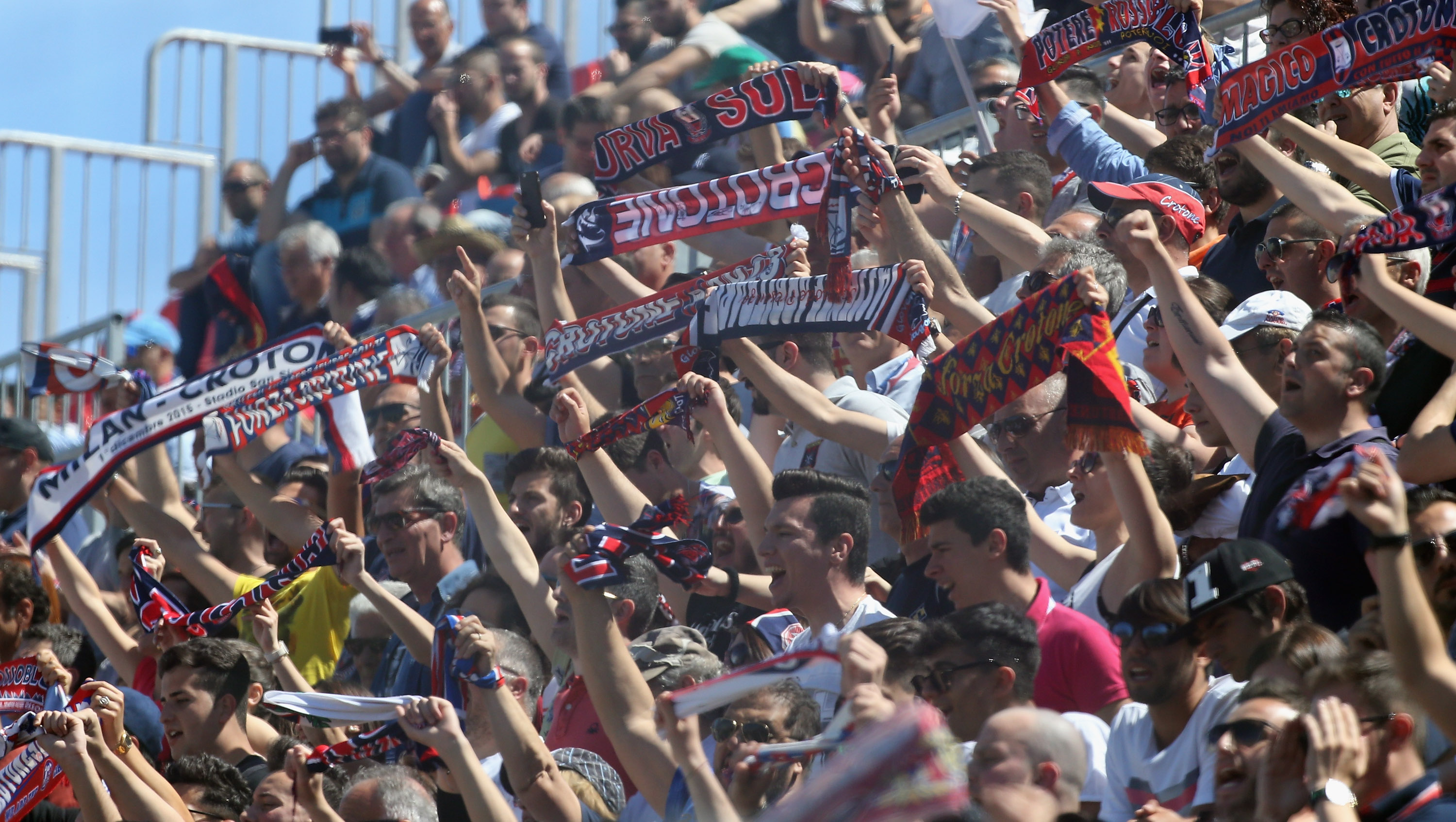 CROTONE, ITALY - MAY 14:  Fans of Crotone during the Serie A match between FC Crotone and Udinese Calcio at Stadio Comunale Ezio Scida on May 14, 2017 in Crotone, Italy.  (Photo by Maurizio Lagana/Getty Images)