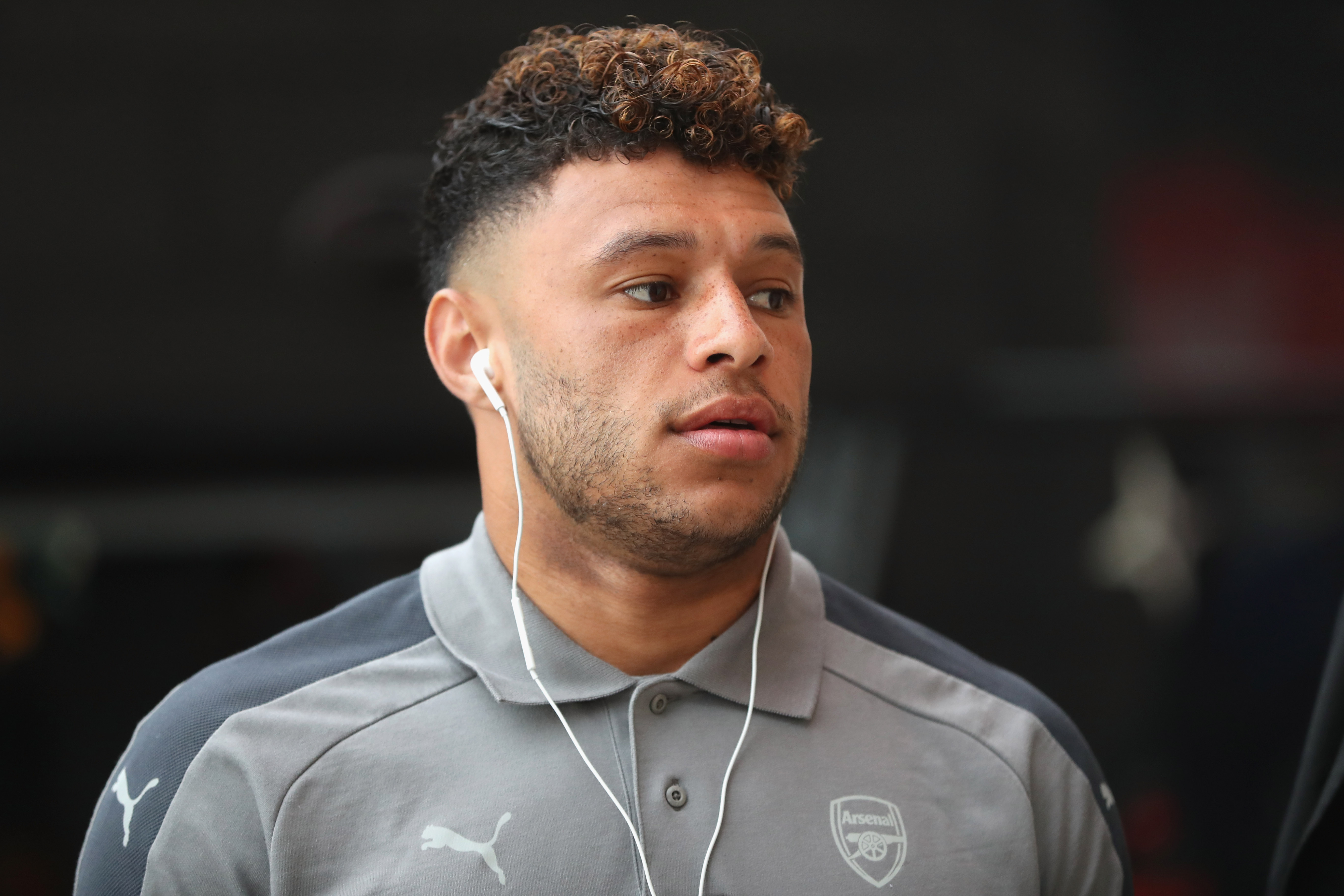 MIDDLESBROUGH, ENGLAND - APRIL 17:  Alex Oxlade-Chamberlain of Arsenal arrives prior to the Premier League match between Middlesbrough and Arsenal at Riverside Stadium on April 17, 2017 in Middlesbrough, England.  (Photo by Ian MacNicol/Getty Images)