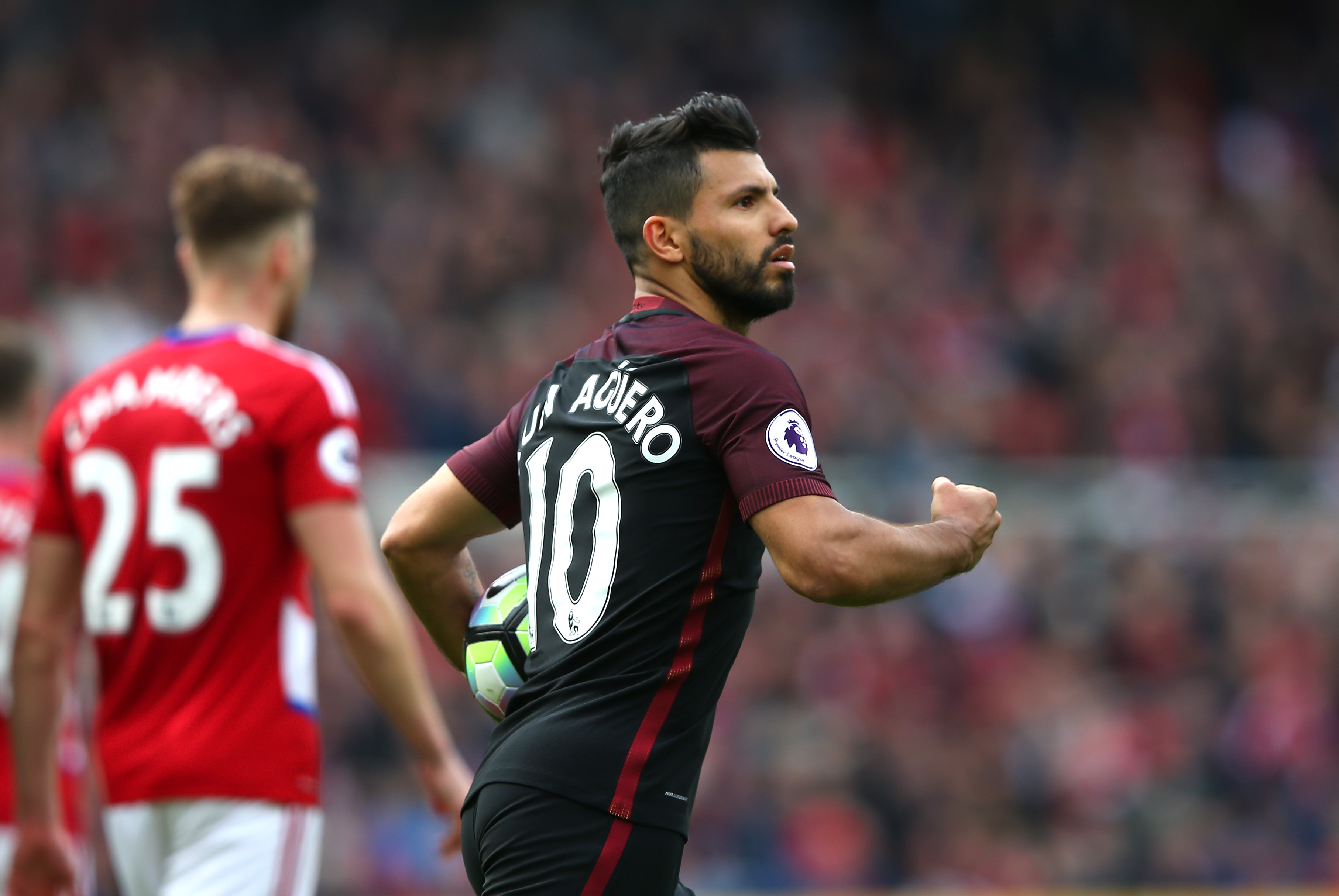 MIDDLESBROUGH, ENGLAND - APRIL 30: Sergio Aguero of Manchester City celebrates scoring his sides first goal during the Premier League match between Middlesbrough and Manchester City at the Riverside Stadium on April 30, 2017 in Middlesbrough, England.  (Photo by Alex Livesey/Getty Images)
