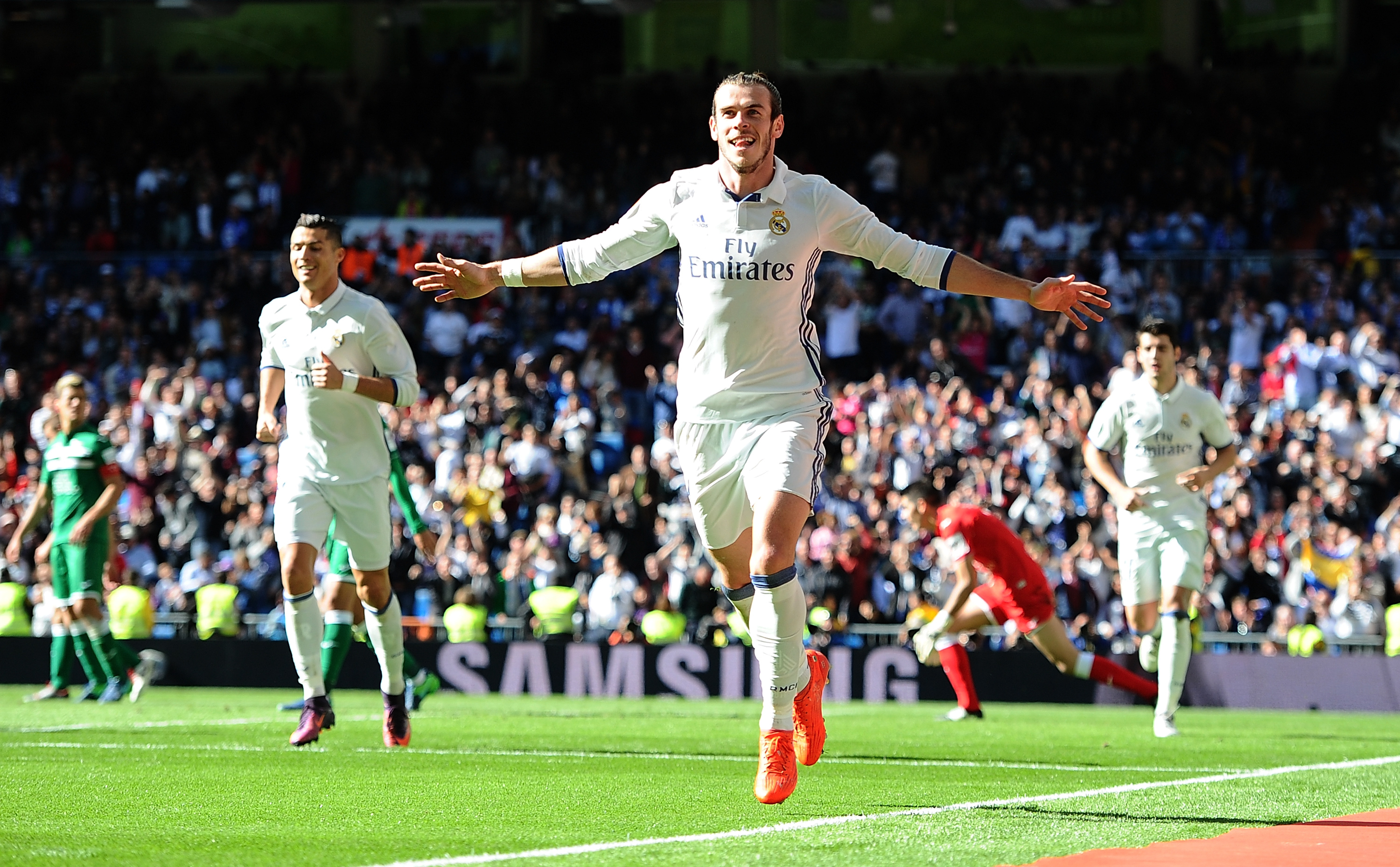 Chelsea bound? (Photo courtesy - Denis Doyle/Getty Images)