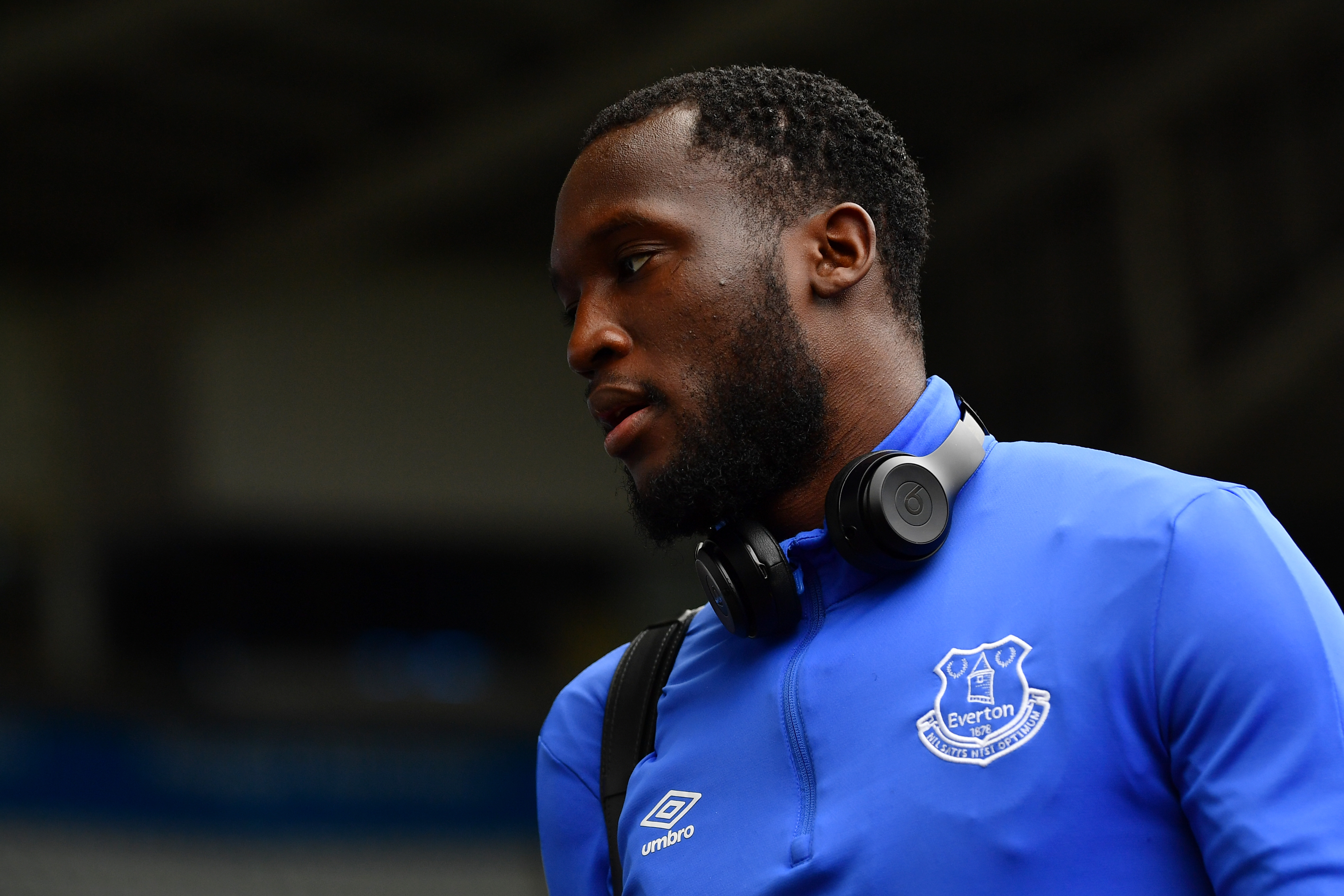 SWANSEA, WALES - MAY 06: Romelu Lukaku of Everton arrives at the stadium prior to the Premier League match between Swansea City and Everton at the Liberty Stadium on May 6, 2017 in Swansea, Wales.  (Photo by Dan Mullan/Getty Images)