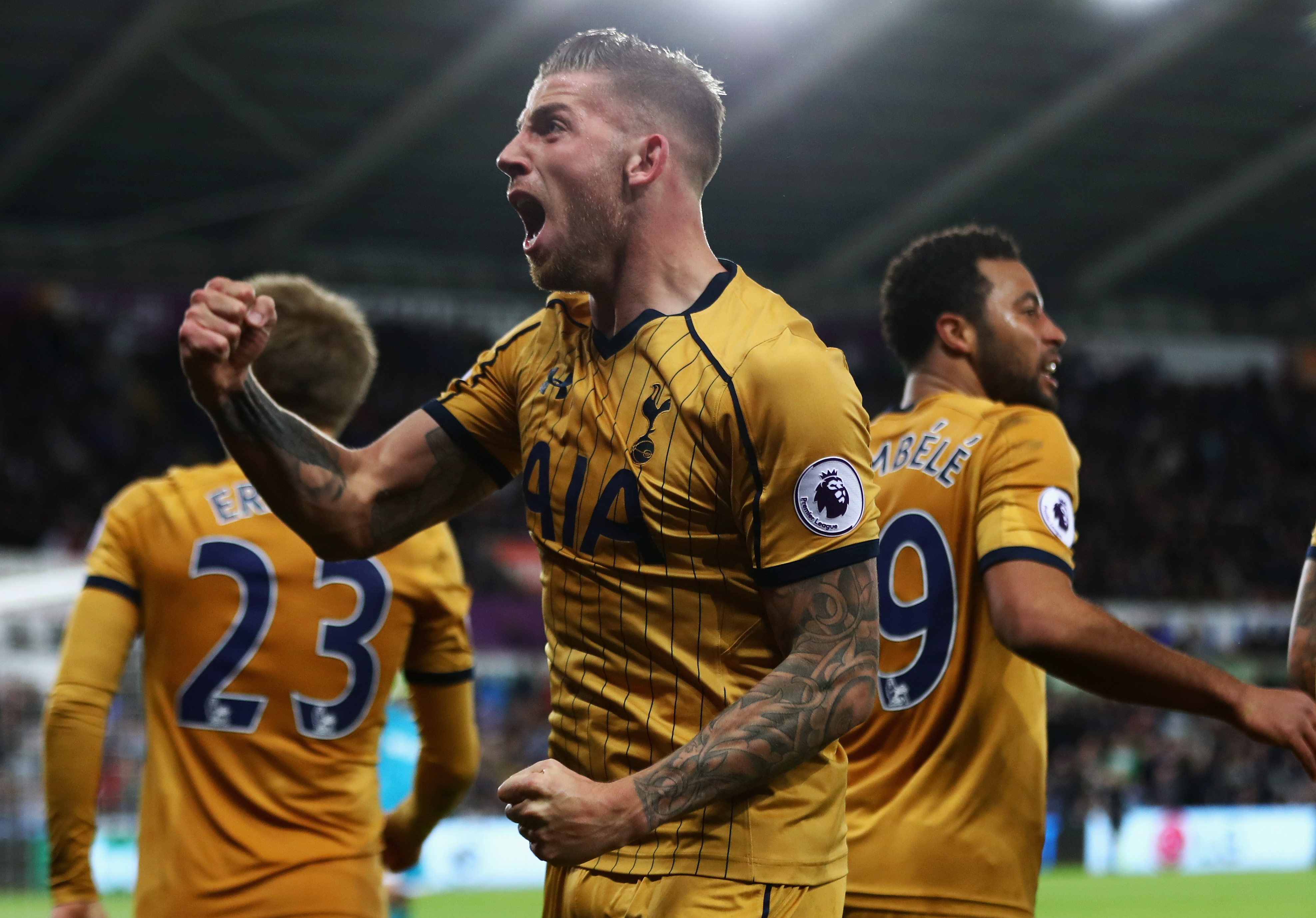 SWANSEA, WALES - APRIL 05: Toby Alderweireld of Tottenham Hotspur celebrates his sides third goal during the Premier League match between Swansea City and Tottenham Hotspur at the Liberty Stadium on April 5, 2017 in Swansea, Wales.  (Photo by Michael Steele/Getty Images)