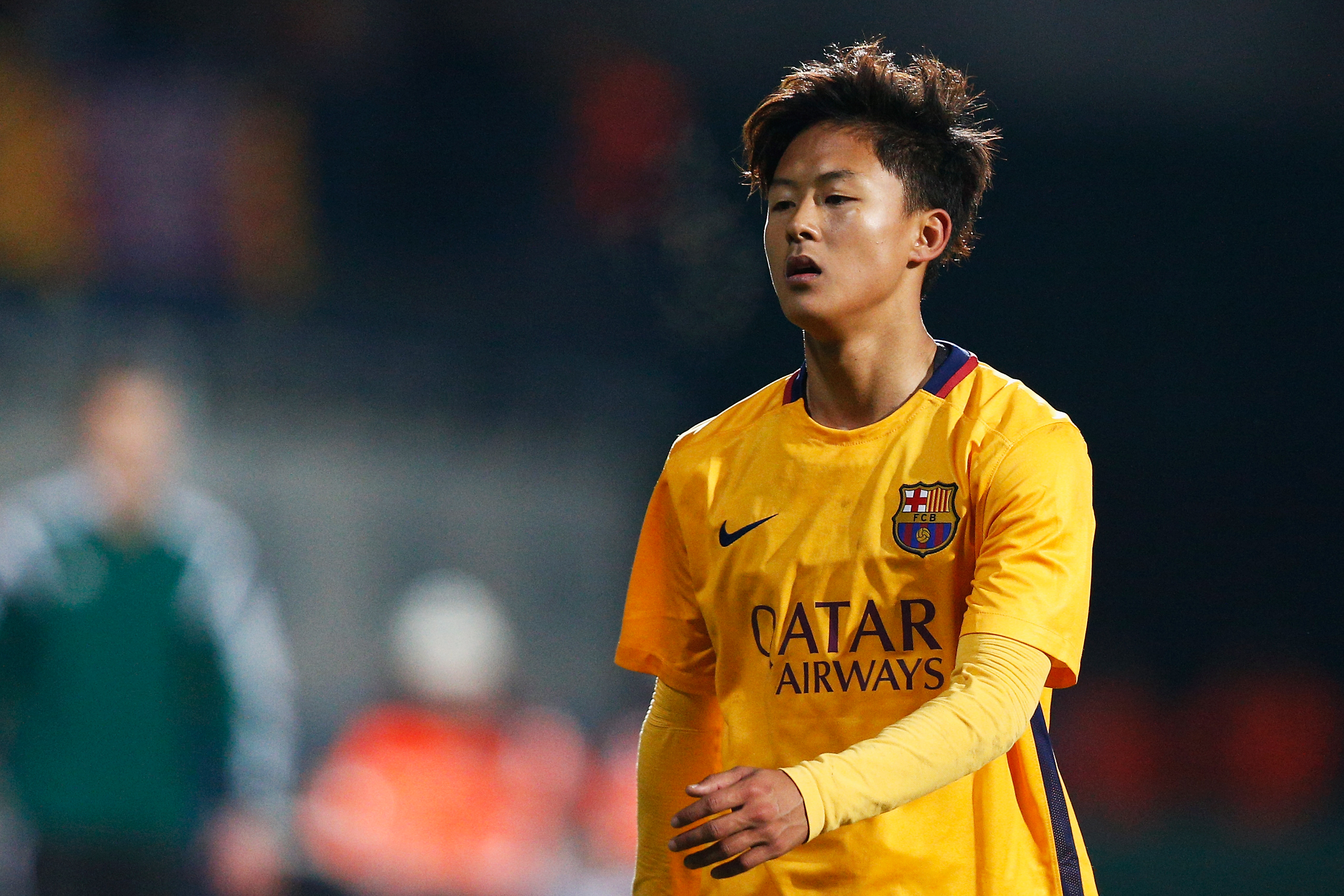 DENDERLEEUW, BELGIUM - MARCH 08:  Seungwoo Lee of Barcelona looks on during the UEFA Youth League Quarter-final match between Anderlecht and Barcelona held at Van Roy Stadium on March 8, 2016 in Denderleeuw, Belgium.  (Photo by Dean Mouhtaropoulos/Getty Images)