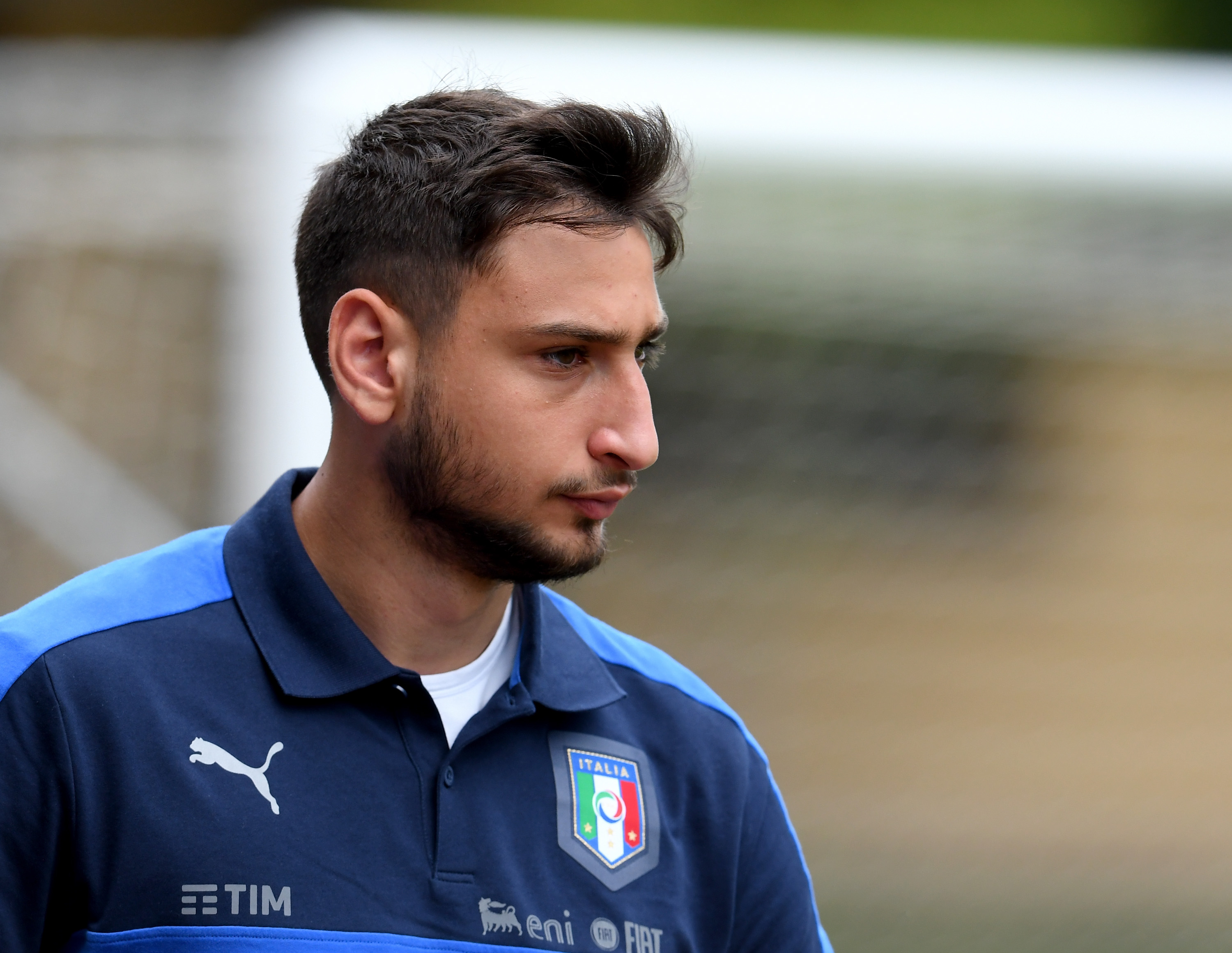 FLORENCE, ITALY - JUNE 05:  Gianluigi Donnarumma  of Italy looks on prior to the training session at Coverciano at Coverciano on June 05, 2017 in Florence, Italy.  (Photo by Claudio Villa/Getty Images)