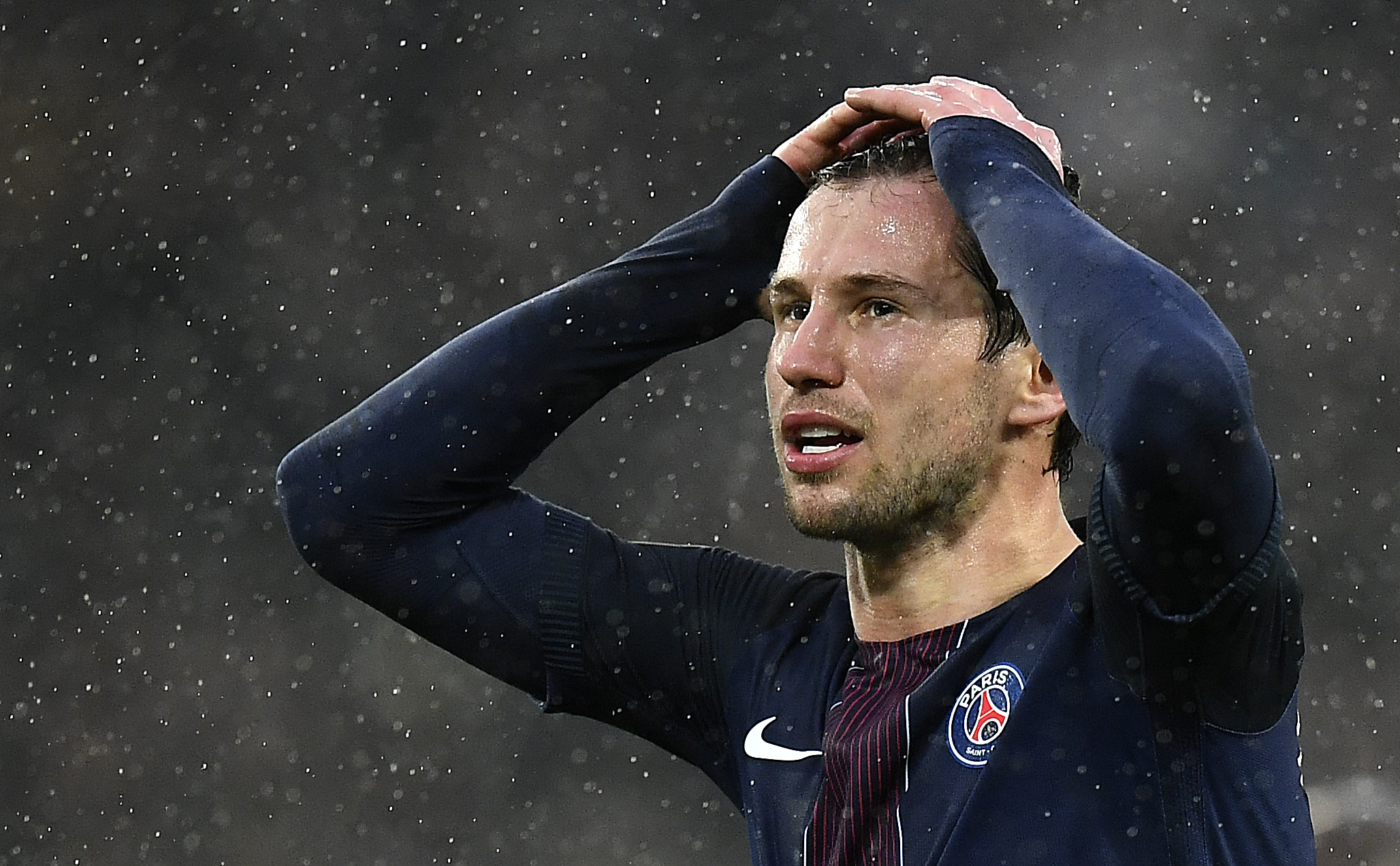 Paris Saint-Germain's polish defender Grzegorz Krychowiak reacts after missing a shot  during the French L1 football match between Paris Saint-Germain and Nancy at the Parc des Princes stadium, in Paris on March 4, 2017. / AFP PHOTO / FRANCK FIFE        (Photo credit should read FRANCK FIFE/AFP/Getty Images)