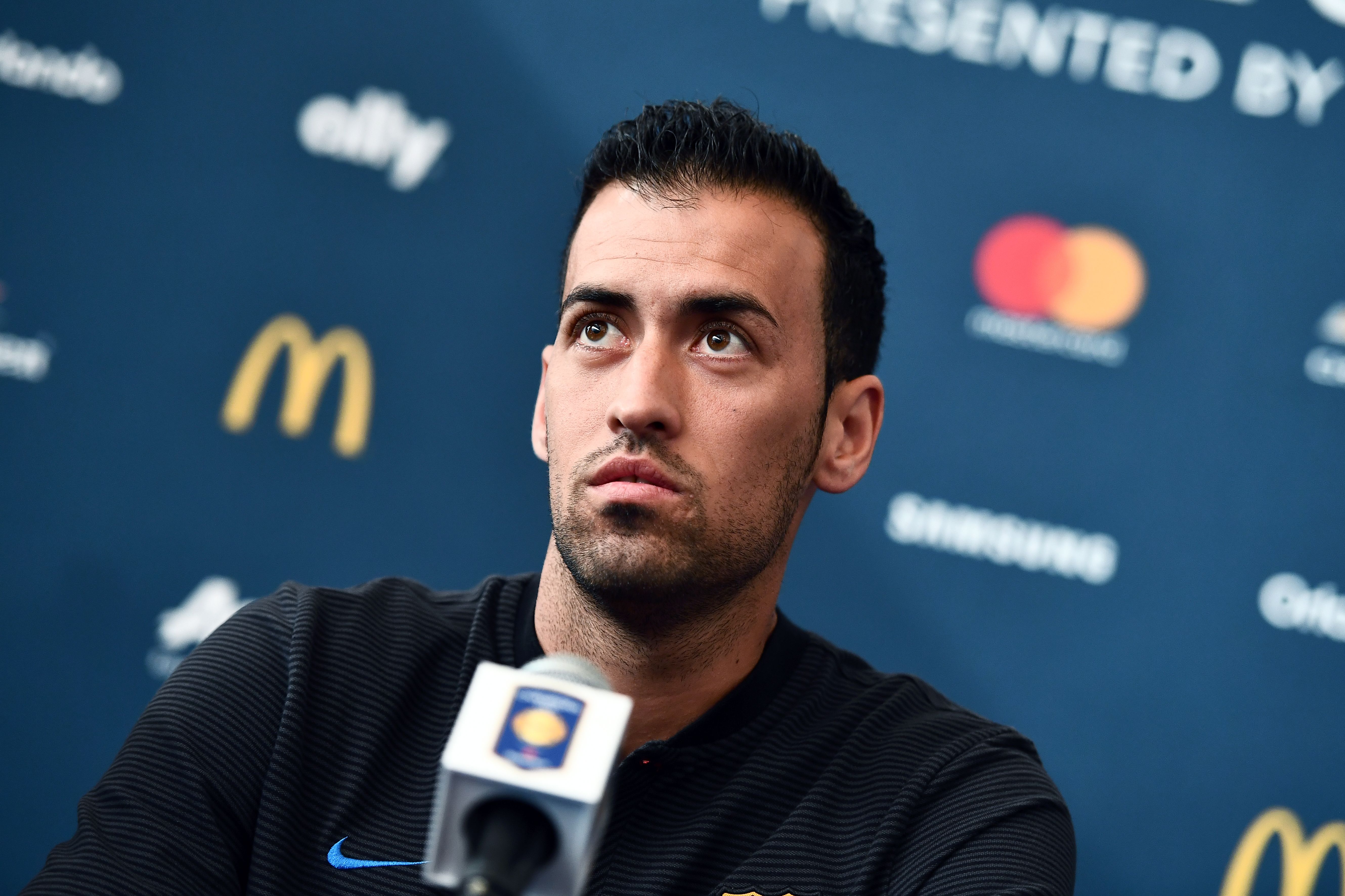 Sergio Busquets will soon lead Barcelona for the final time. (Photo by Jewel Samad/AFP/Getty Images)