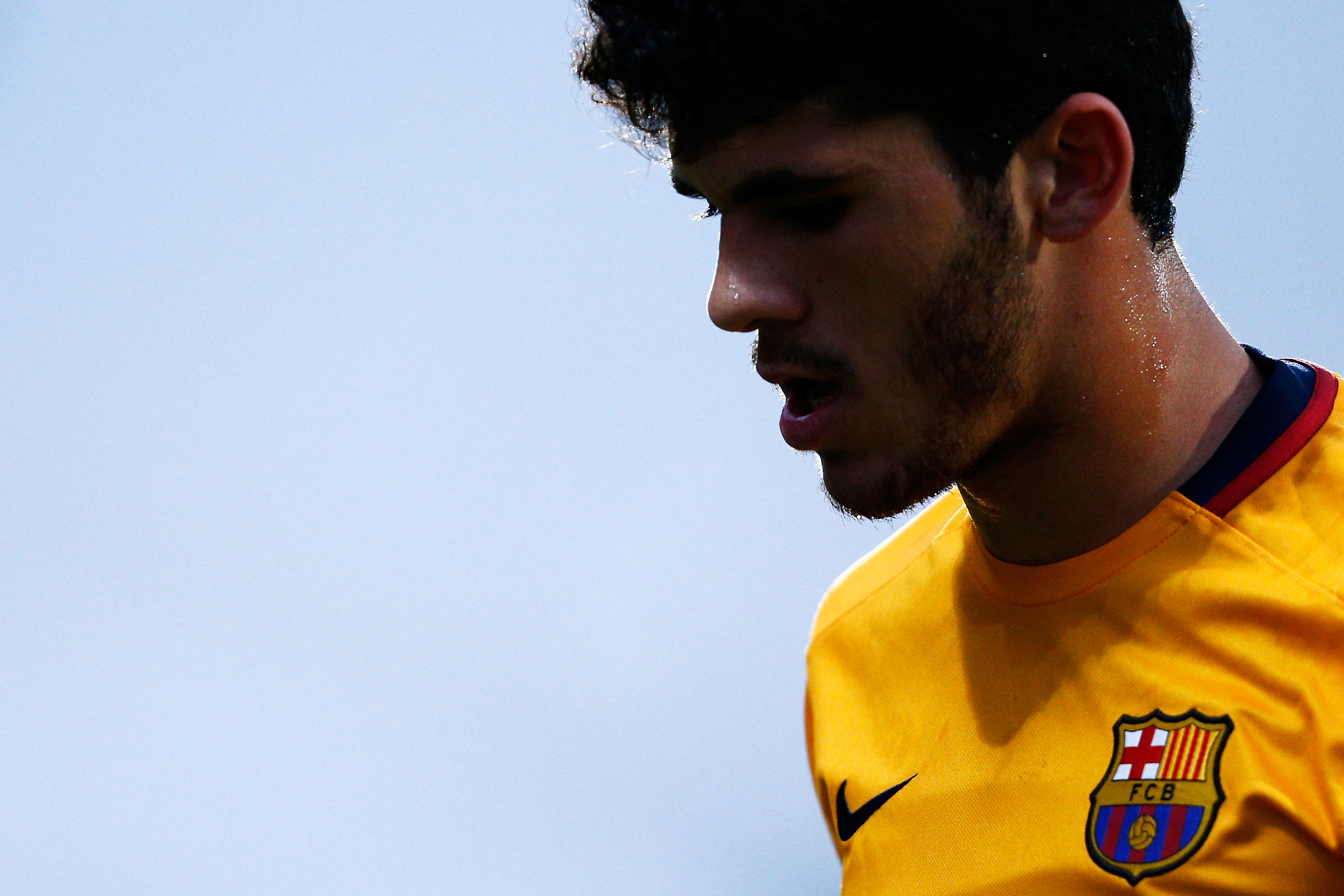 DENDERLEEUW, BELGIUM - MARCH 08:  Carles Alena Castillo of Barcelona looks on during the UEFA Youth League Quarter-final match between Anderlecht and Barcelona held at Van Roy Stadium on March 8, 2016 in Denderleeuw, Belgium.  (Photo by Dean Mouhtaropoulos/Getty Images)