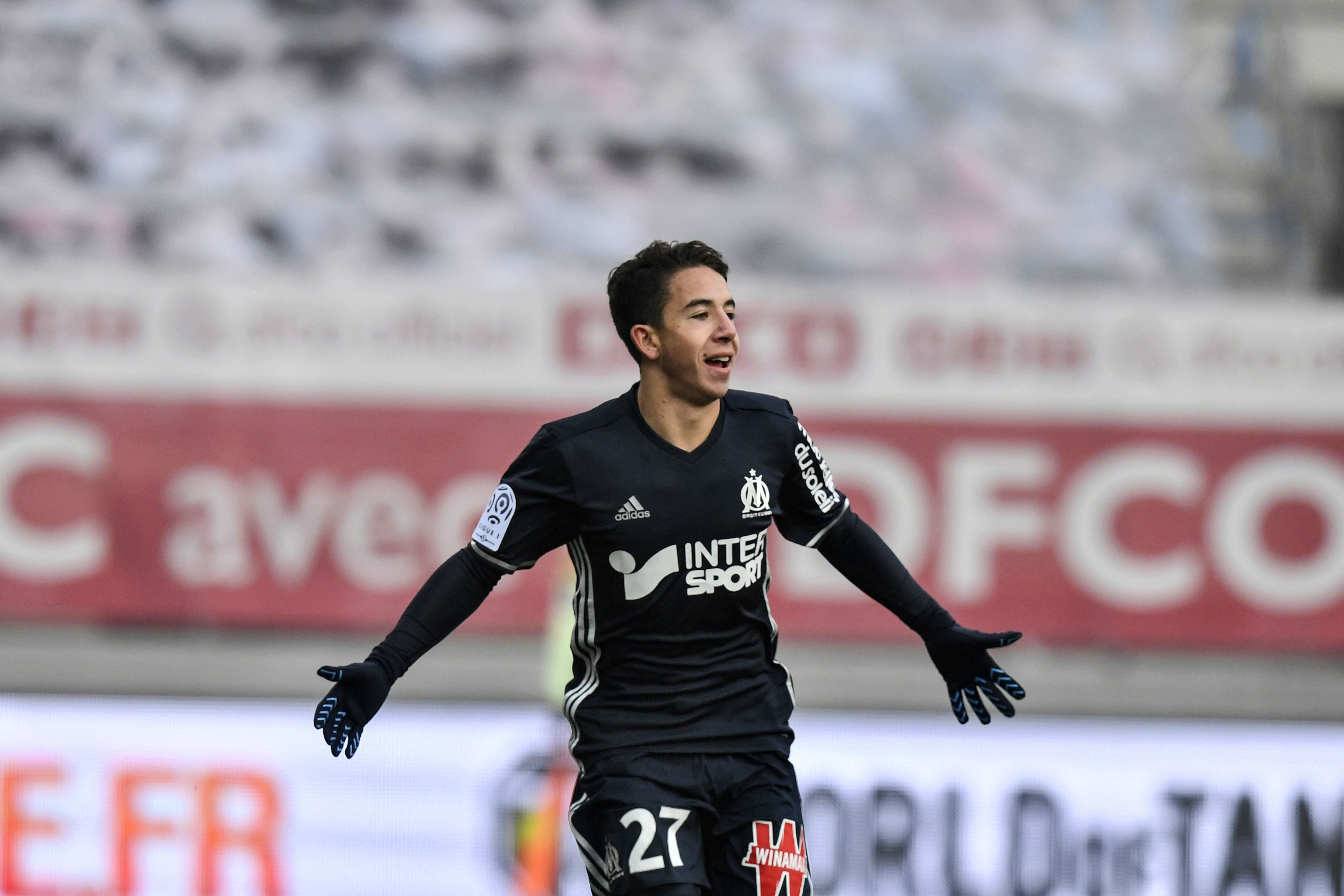 Olympique de Marseille's French midfielder Maxime Lopez celebrates after scoring a goal during the French L1 football match Dijon (DFCO) vs Marseille (OM) on December 10, 2016 at the Gaston-Gerard stadium in Dijon.  / AFP / JEFF PACHOUD        (Photo credit should read JEFF PACHOUD/AFP/Getty Images)