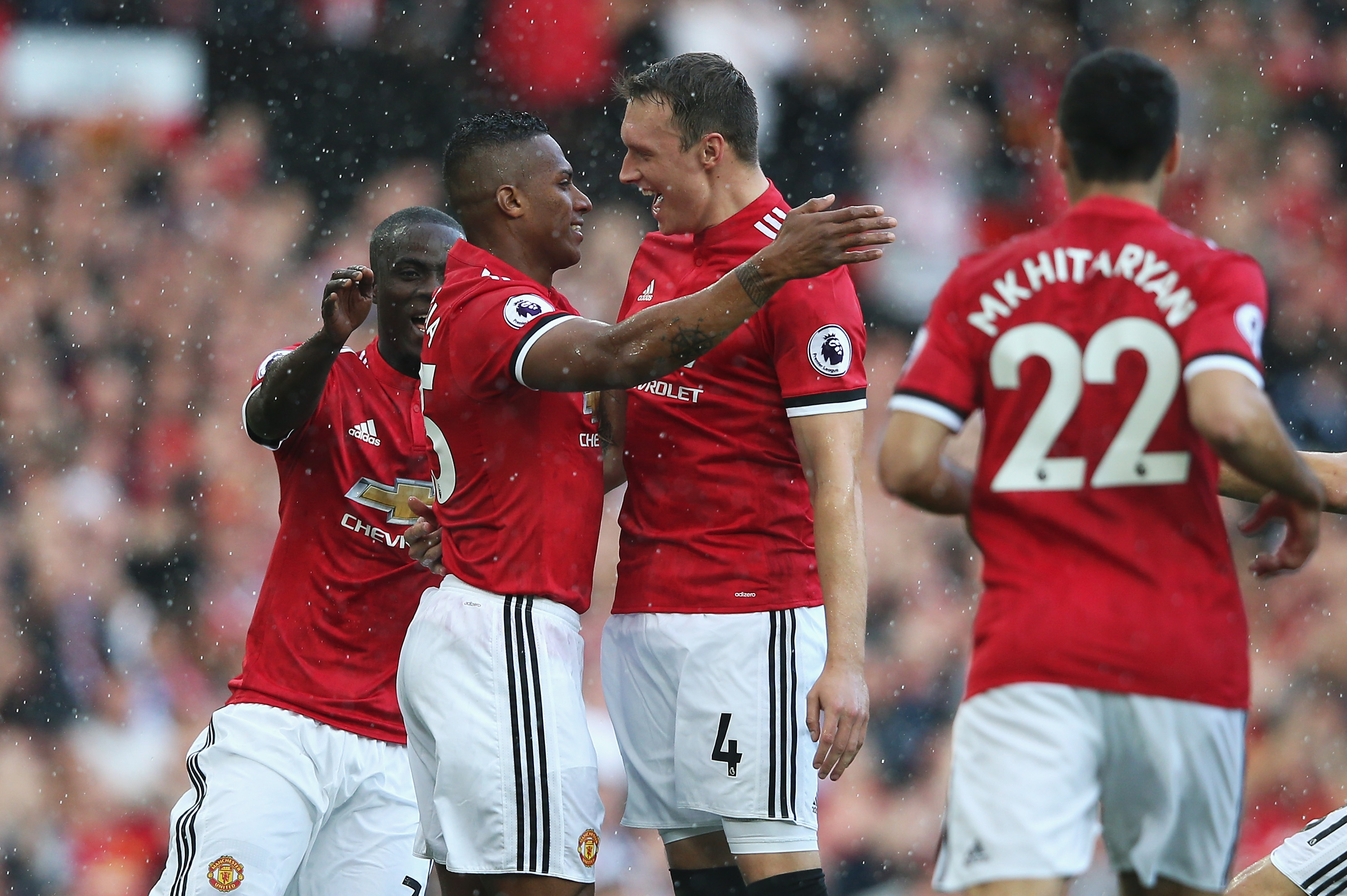 MANCHESTER, ENGLAND - SEPTEMBER 17:  Antonio Valencia of Manchester United celebrates scoring his sides first goal with Phil Jones of Manchester United during the Premier League match between Manchester United and Everton at Old Trafford on September 17, 2017 in Manchester, England.  (Photo by Alex Livesey/Getty Images)