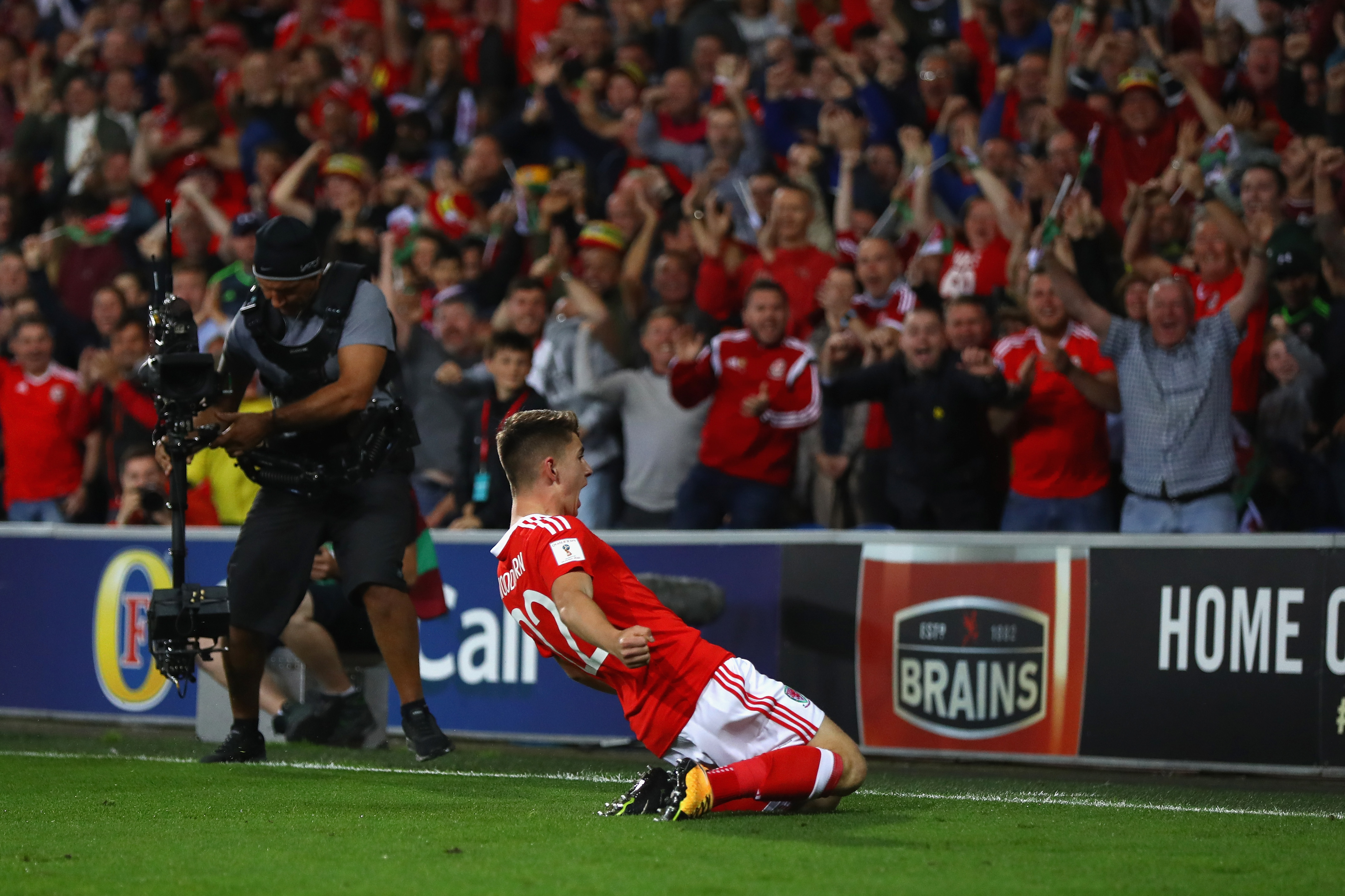 CARDIFF, WALES - SEPTEMBER 02:  Ben Woodburn of Wales celebrates scoring the winning goal during the FIFA 2018 World Cup Qualifier Group D match between Wales and Austria at Cardiff City Stadium on September 2, 2017 in Cardiff, Wales.  (Photo by Michael Steele/Getty Images)